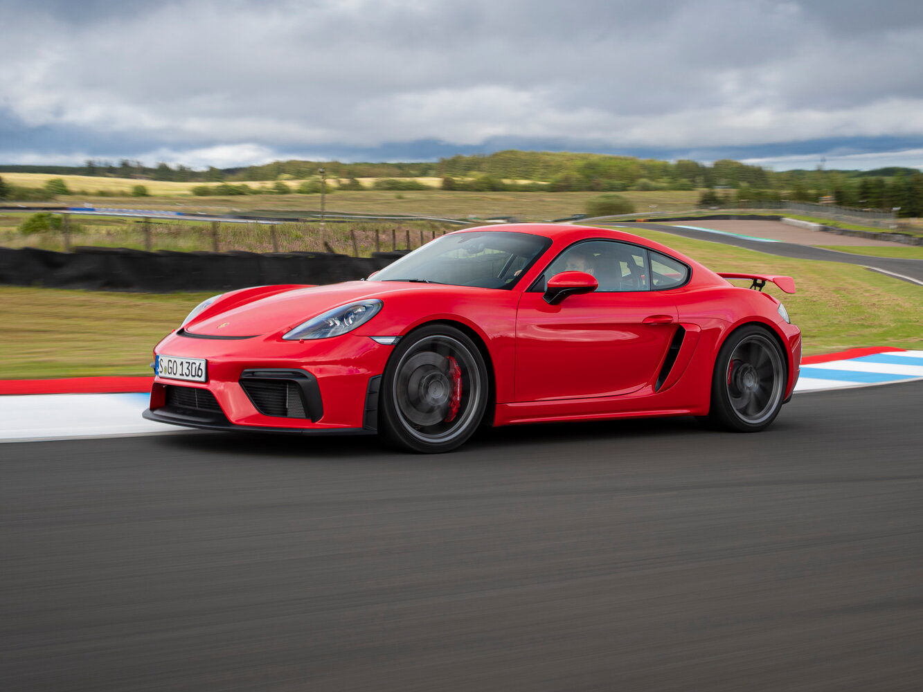 Porsche Cayman GT4 II (2019-2026) - Купе