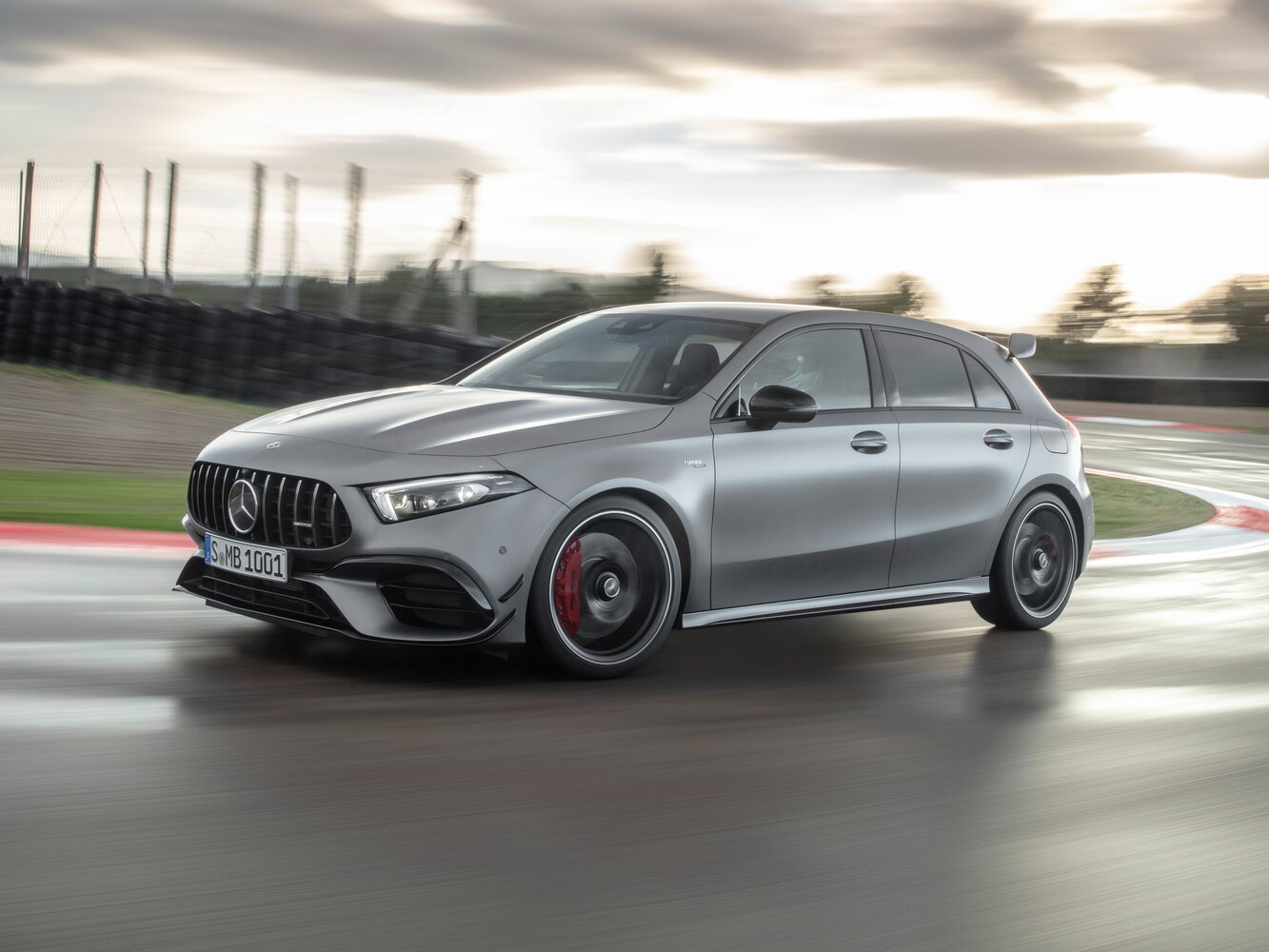 Mercedes-Benz A-Класс AMG II (2019-2026) - Хэтчбек 5 дв.