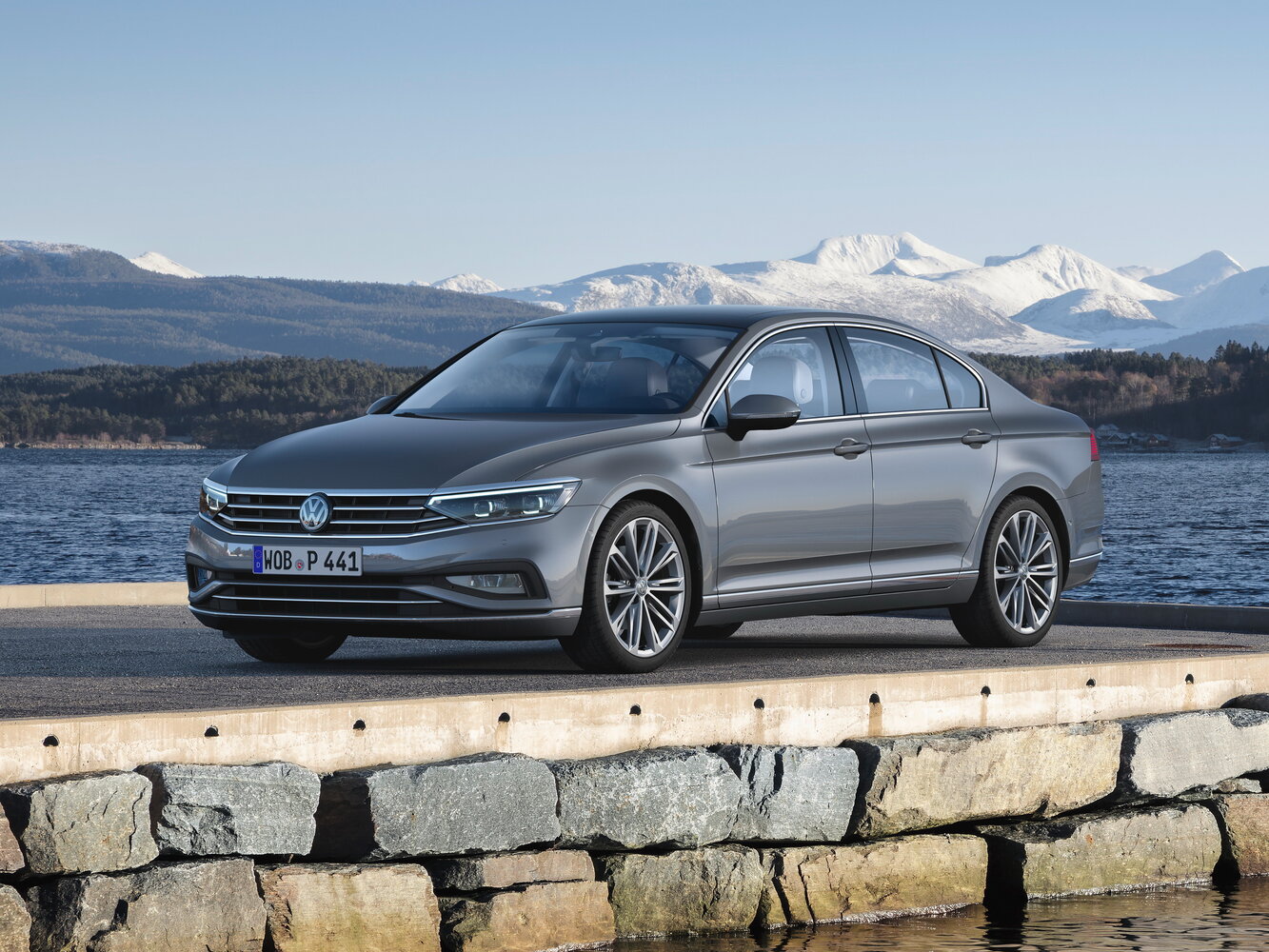 Volkswagen Passat B8 (2014-2023) - Седан