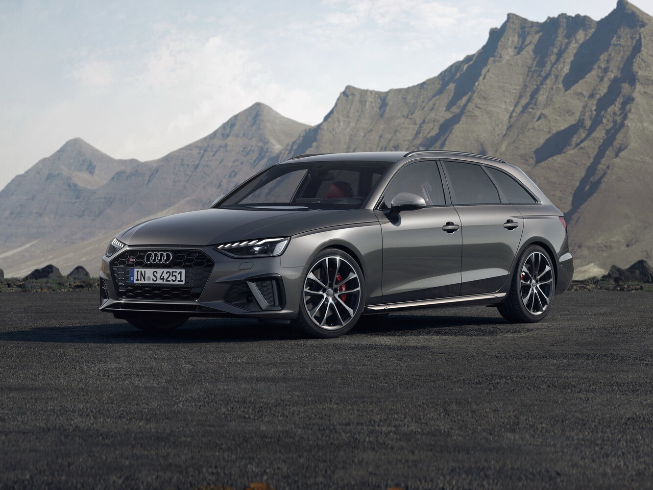 Audi S4 V (2016-2026) - Универсал 5 дв.