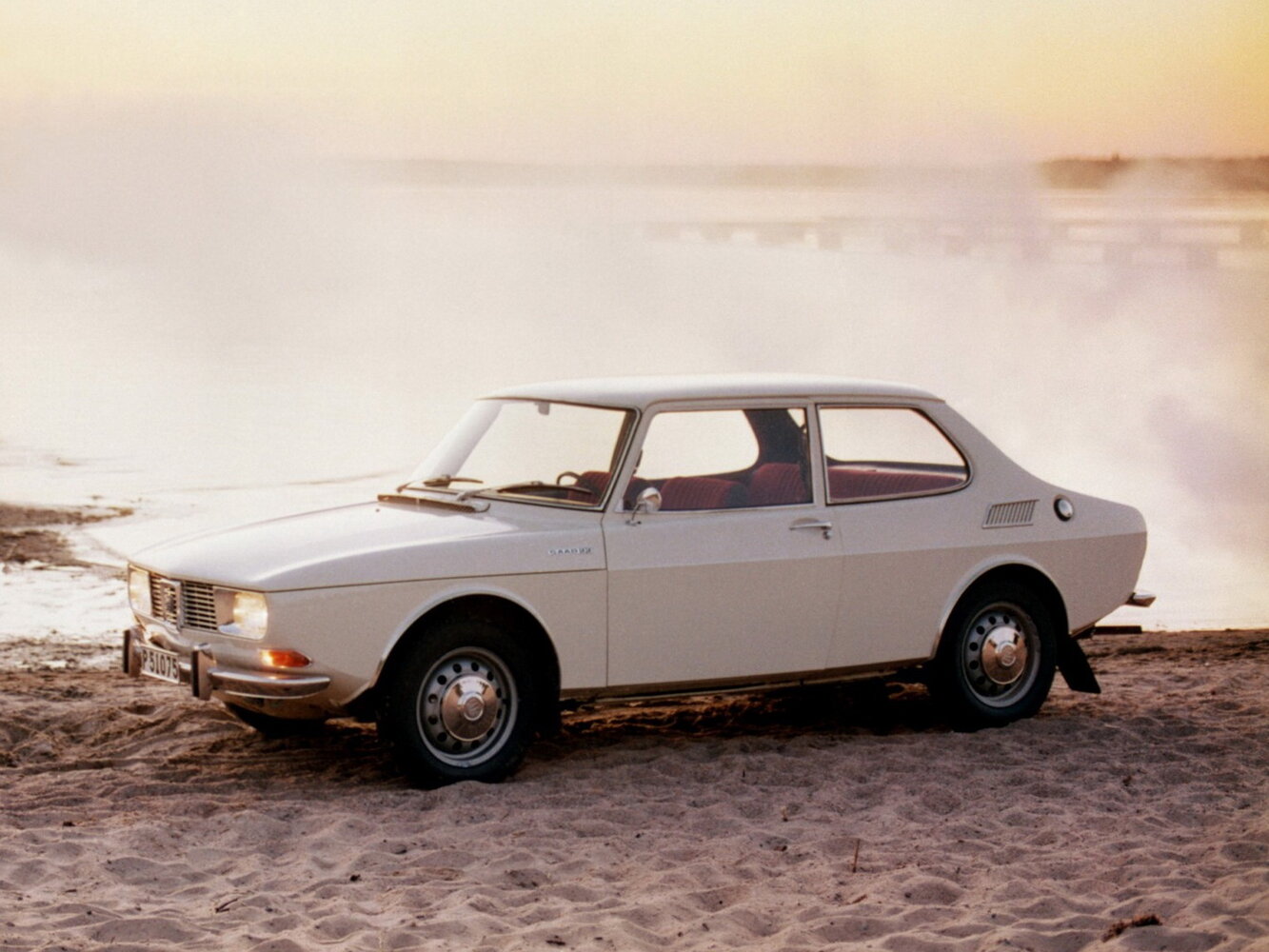 Saab 99 I (1967-1984) - Седан 2 дв.