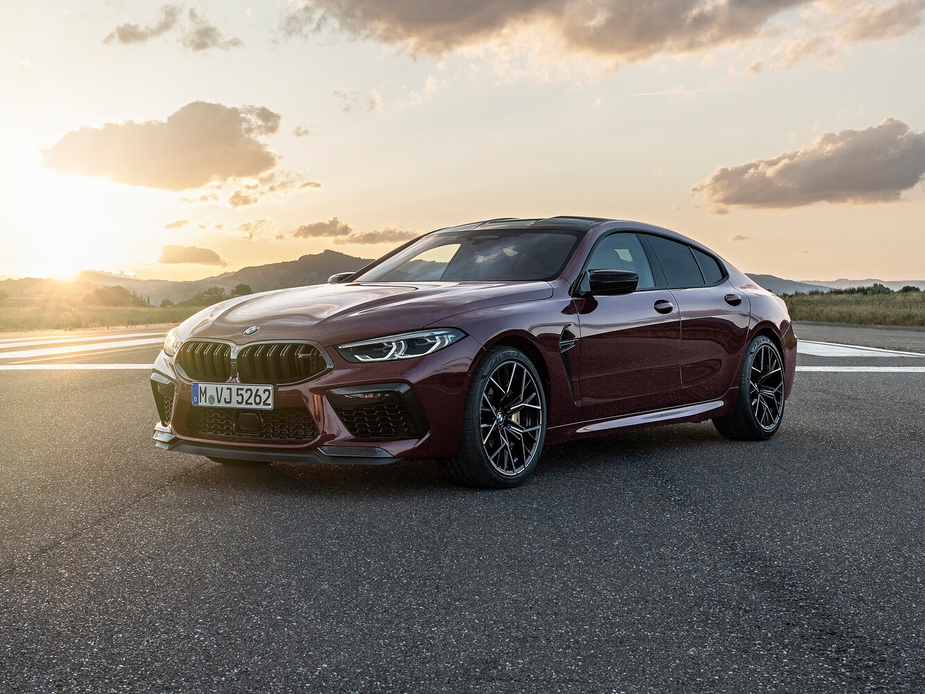 BMW M8 I (2019-2026) - Седан Gran Coupe