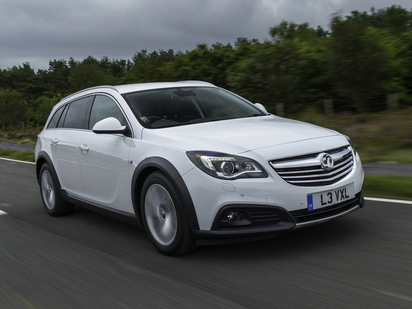 Vauxhall Insignia I (2008-2017) - Универсал 5 дв. Country Tourer