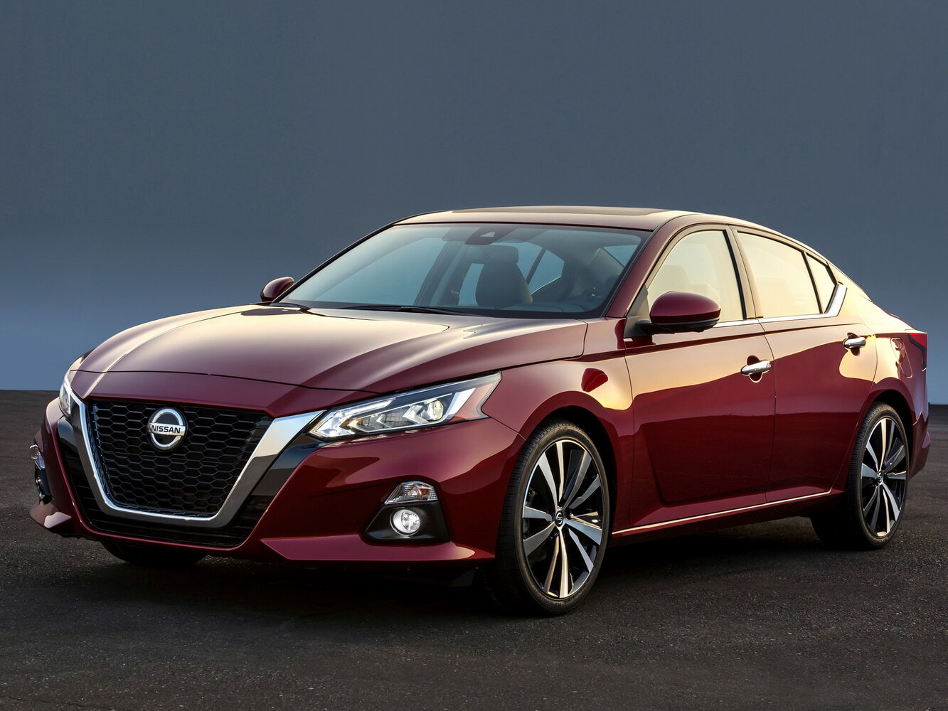 Nissan Altima VI (2018-2026) - Седан
