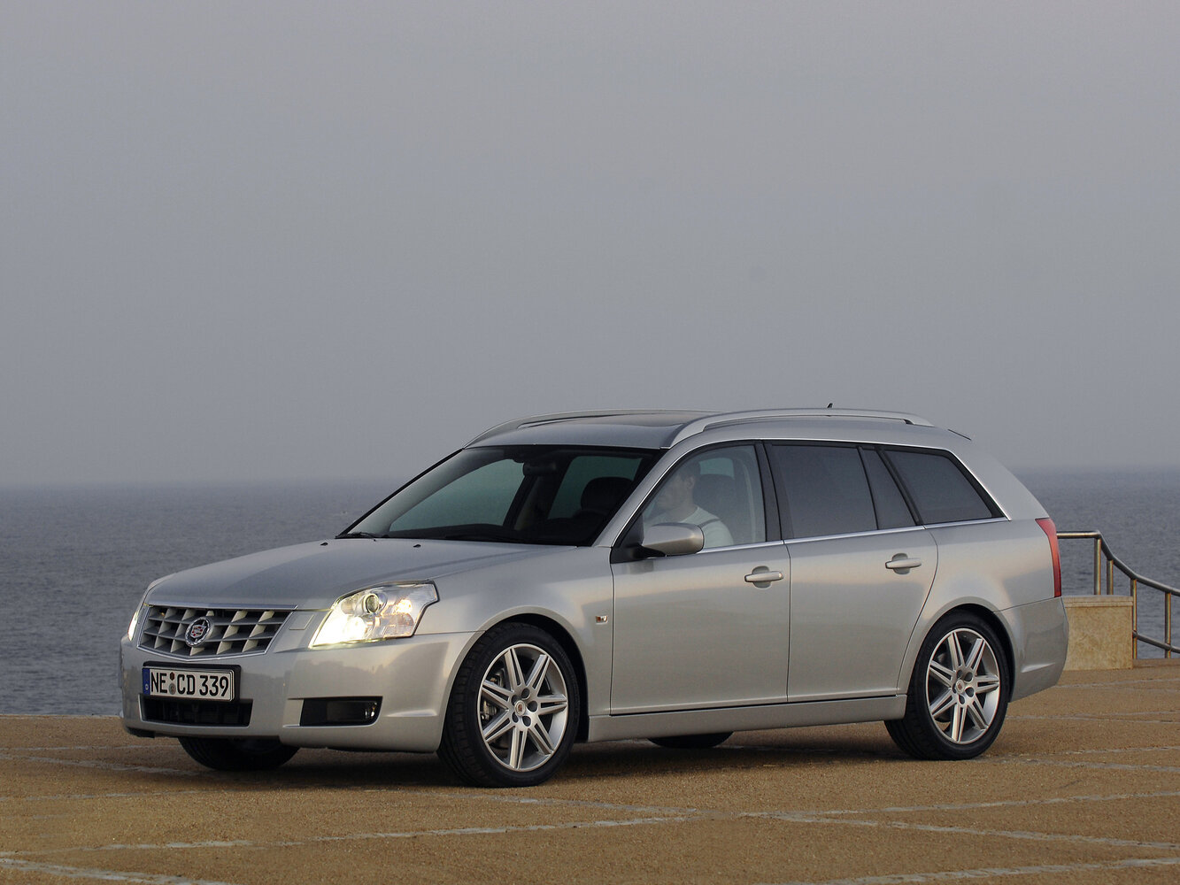 Cadillac BLS I (2006-2009) - Универсал 5 дв.