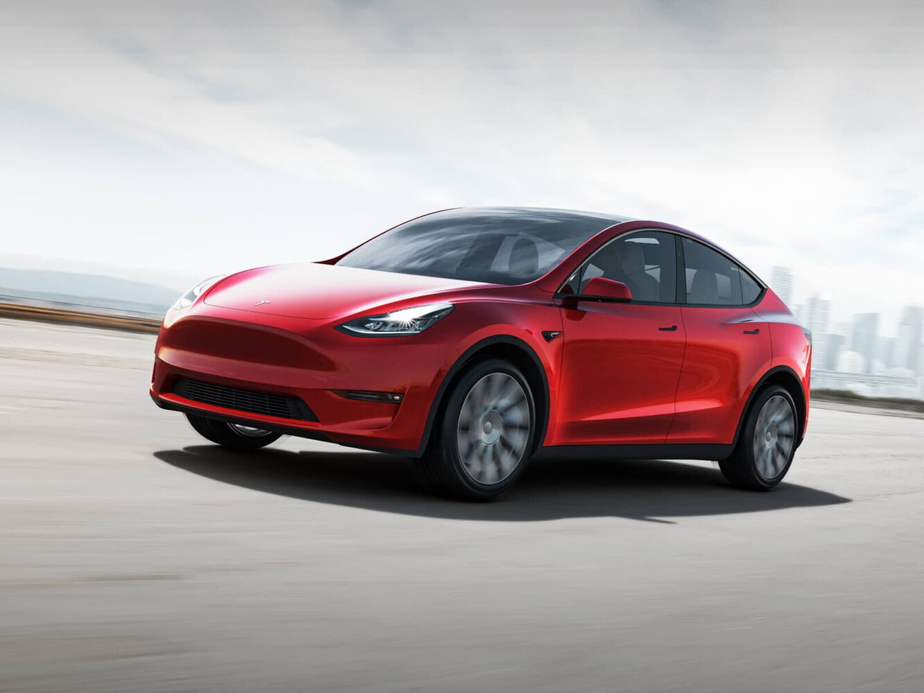 Tesla Model Y I (2020-2026) - Внедорожник 5 дв.