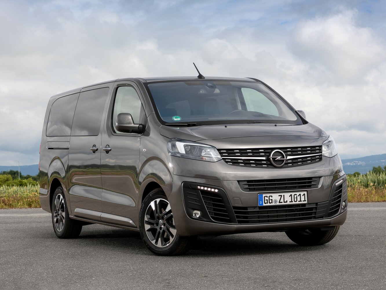 Opel Zafira Life I (2019-2026) - Минивэн L