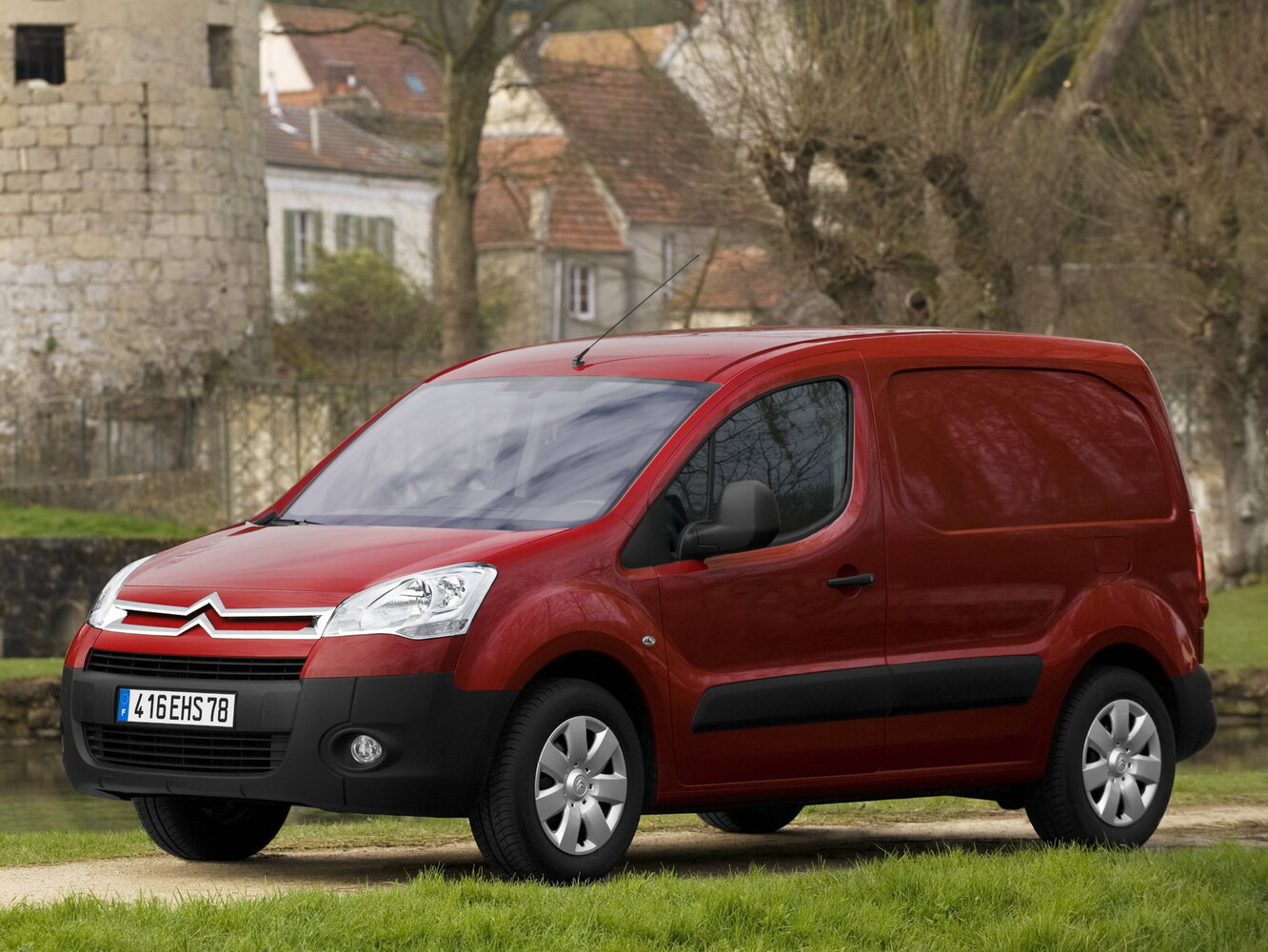 Citroen Berlingo II (2008-2022) - Фургон
