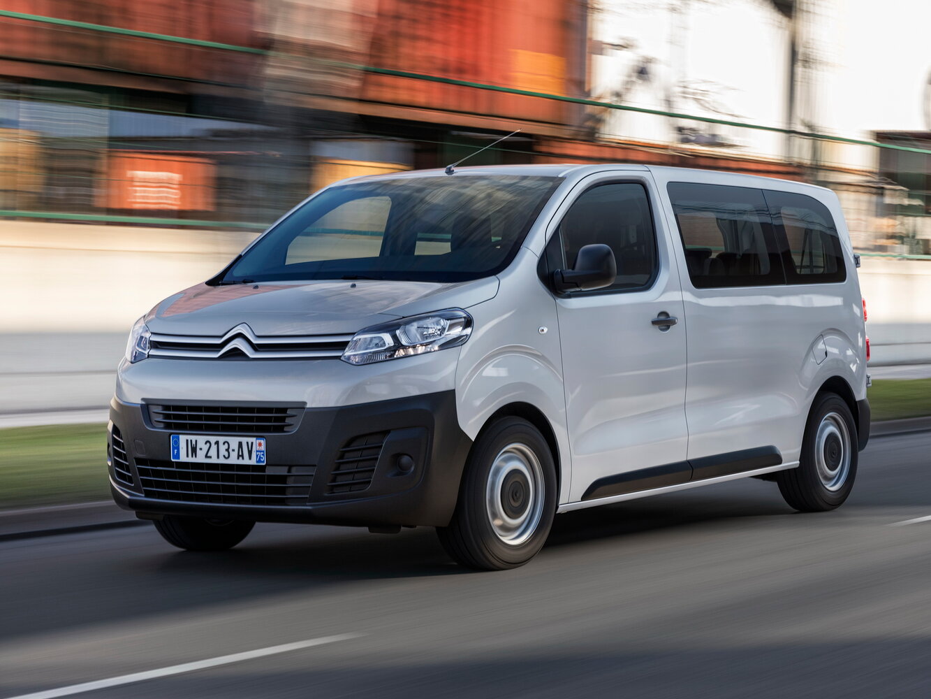 Citroen Jumpy III (2016-2026) - Минивэн