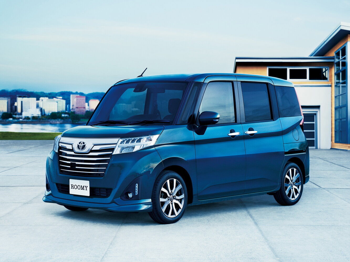 Toyota Roomy I (2016-2026) - Микровэн