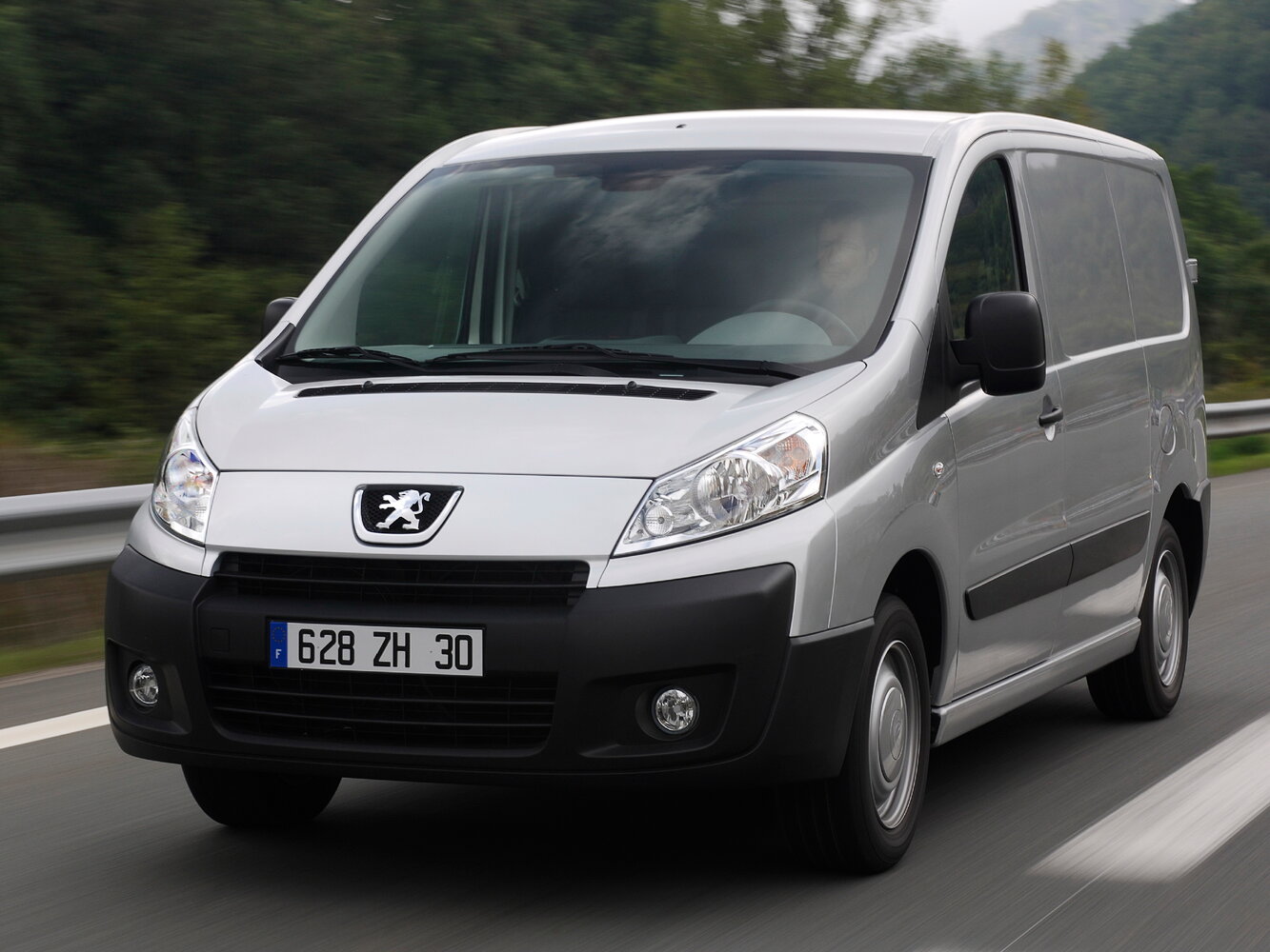 Peugeot Expert II (2007-2016) - Фургон