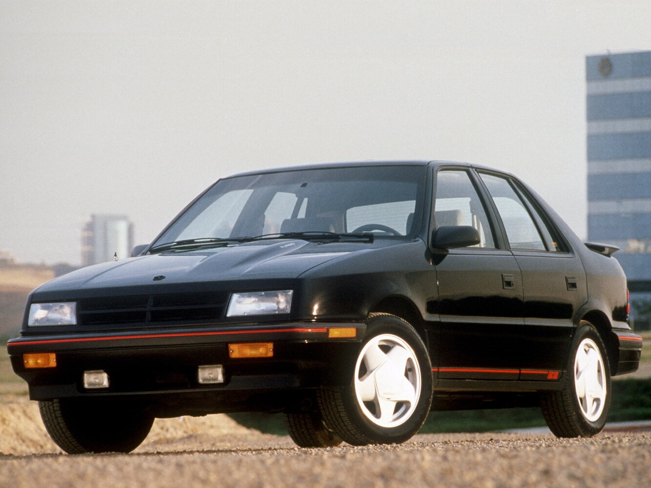Dodge Shadow I (1986-1994) - Лифтбек