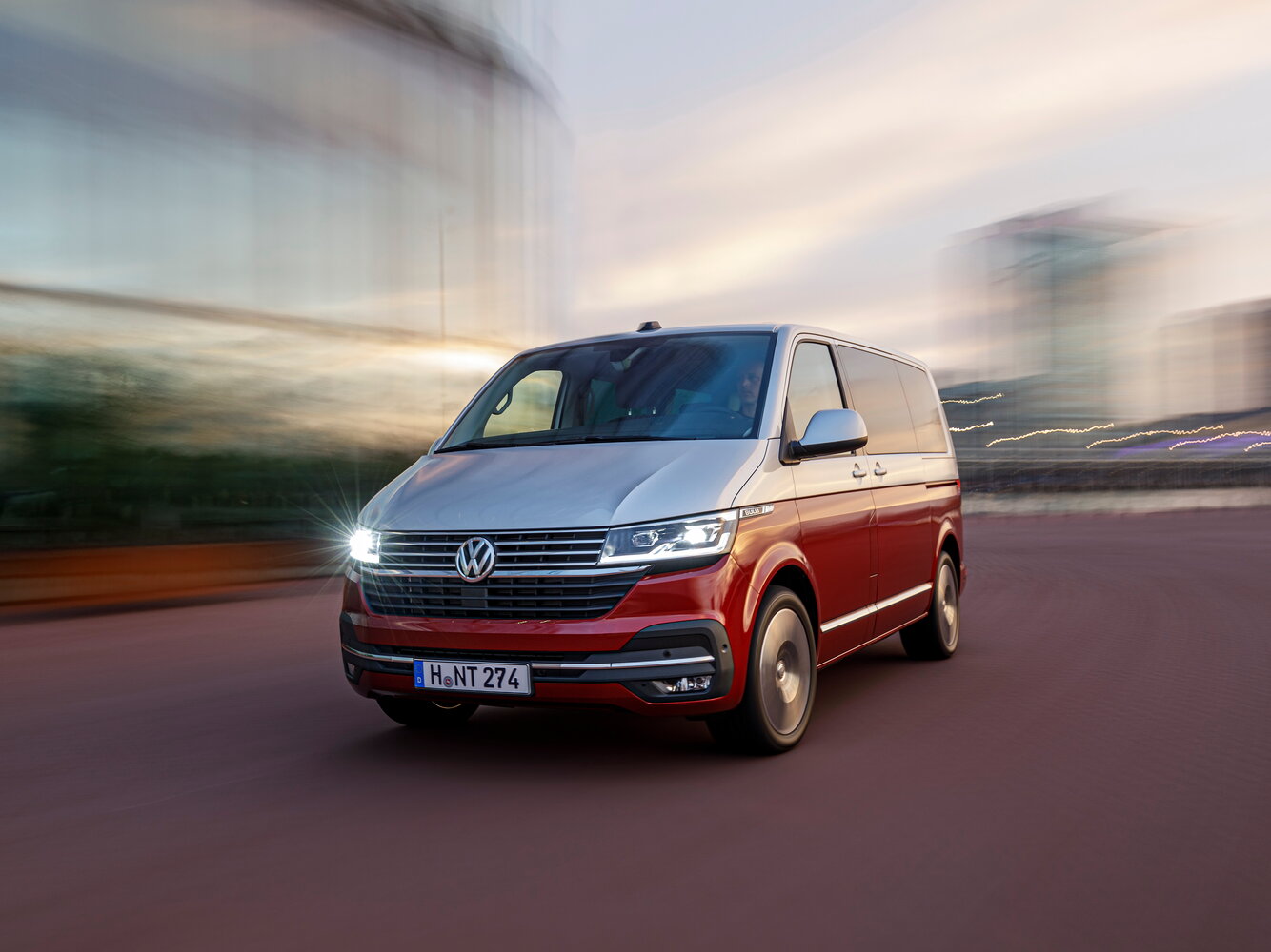 Volkswagen Multivan T6 (2015-2026) - Минивэн Long