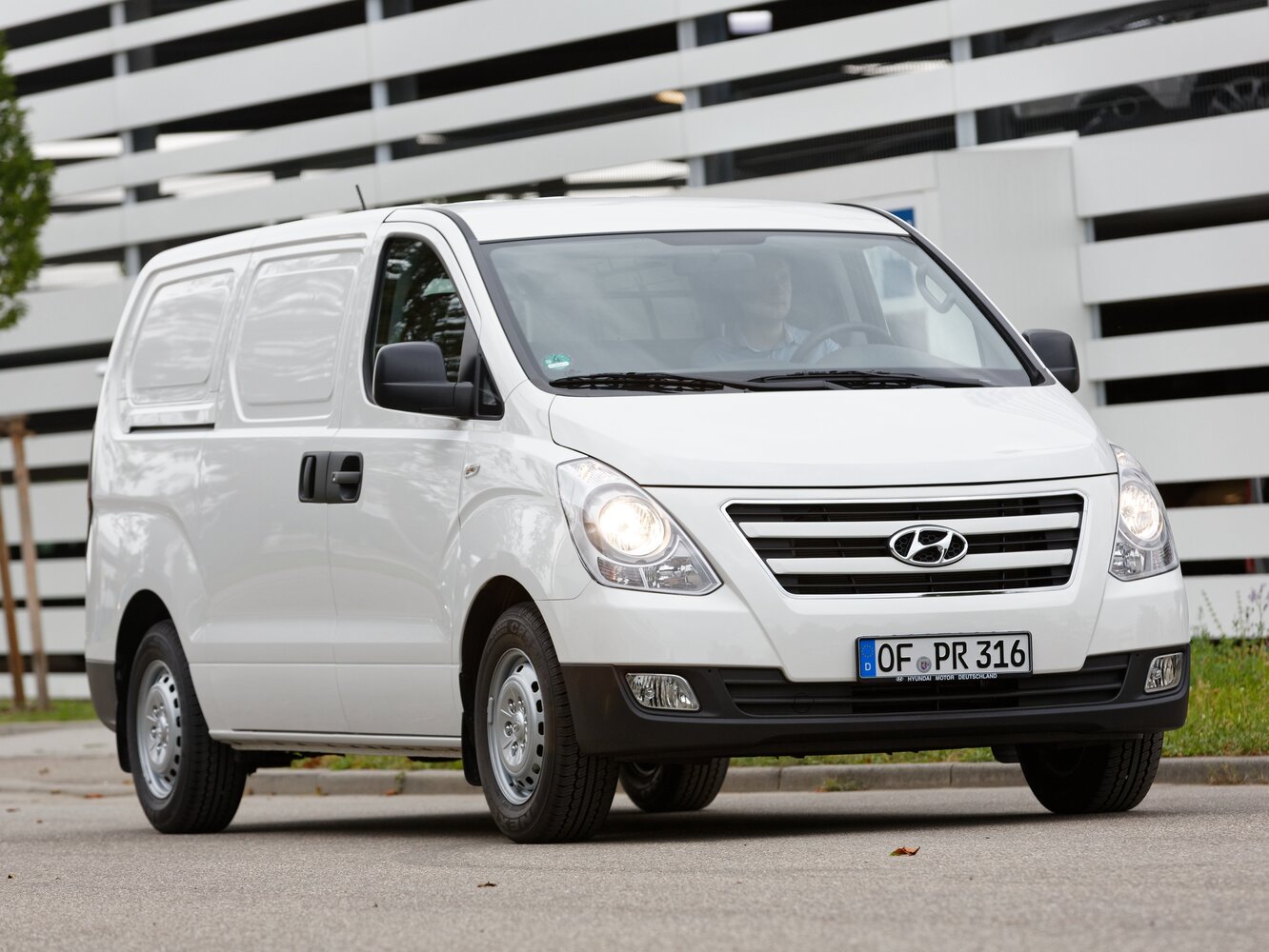 Hyundai Grand Starex I (2007-2021) - Фургон