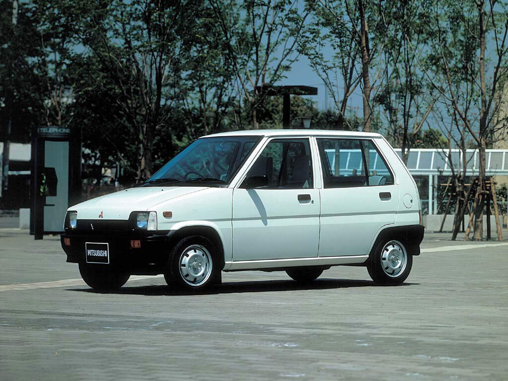 Mitsubishi Minica V (1984-1989) - Хэтчбек 5 дв.
