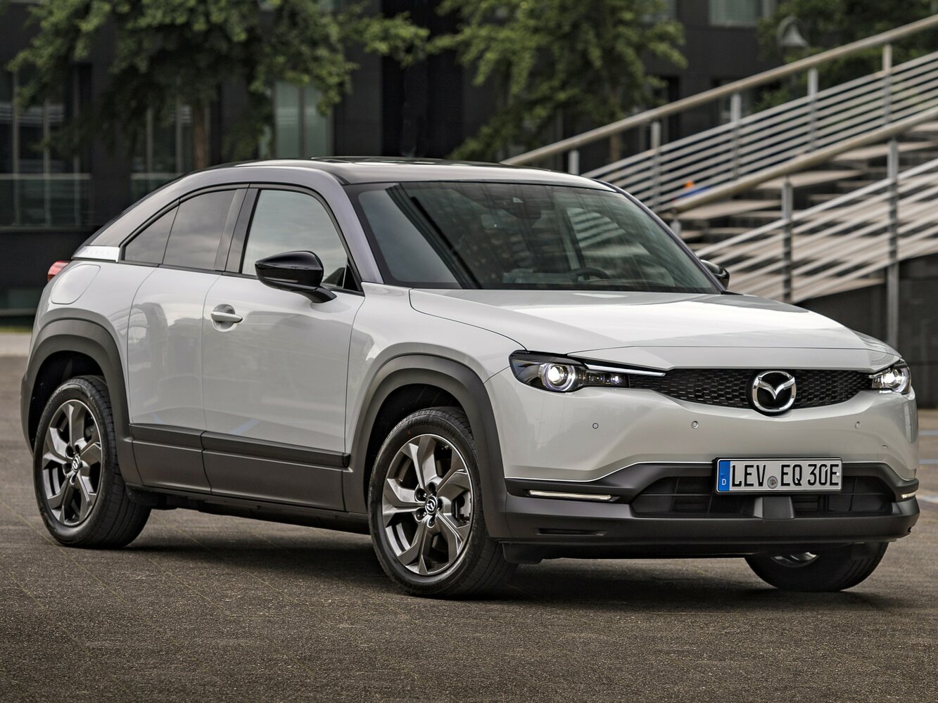 Mazda MX-30 I (2020-2026) - Внедорожник 5 дв.