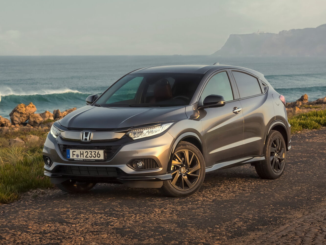 Honda HR-V II (2013-2022) - Внедорожник 5 дв.