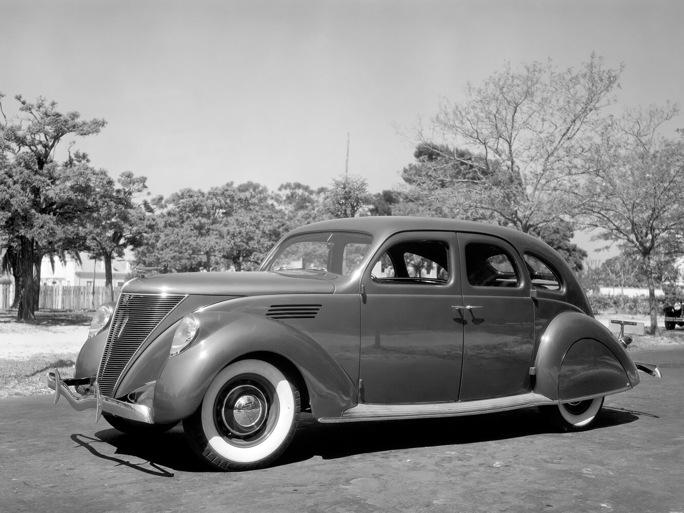 Lincoln Zephyr I (1936-1942) - Седан