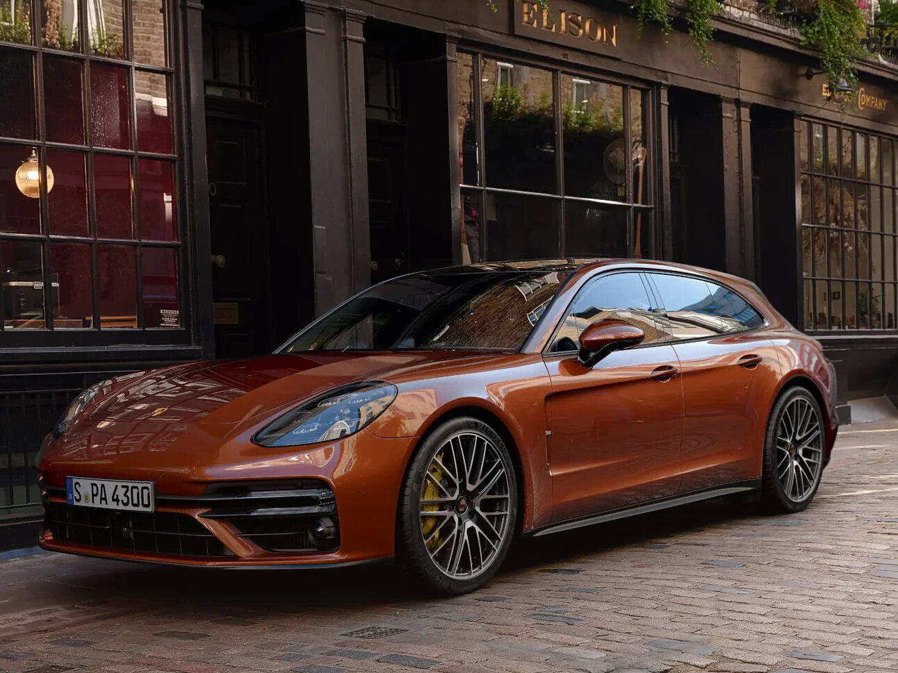 Porsche Panamera II (2016-2024) - Универсал 5 дв.