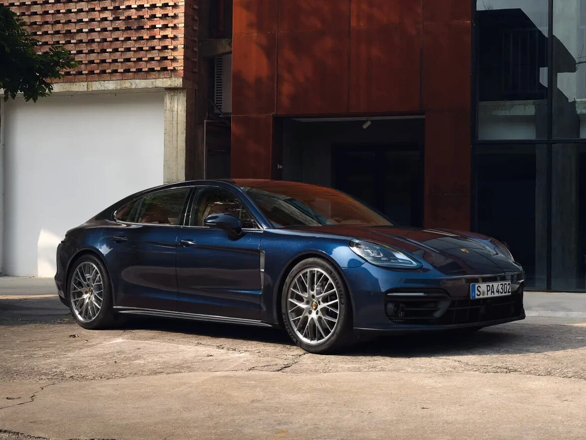 Porsche Panamera II (2016-2024) - Лифтбек Executive