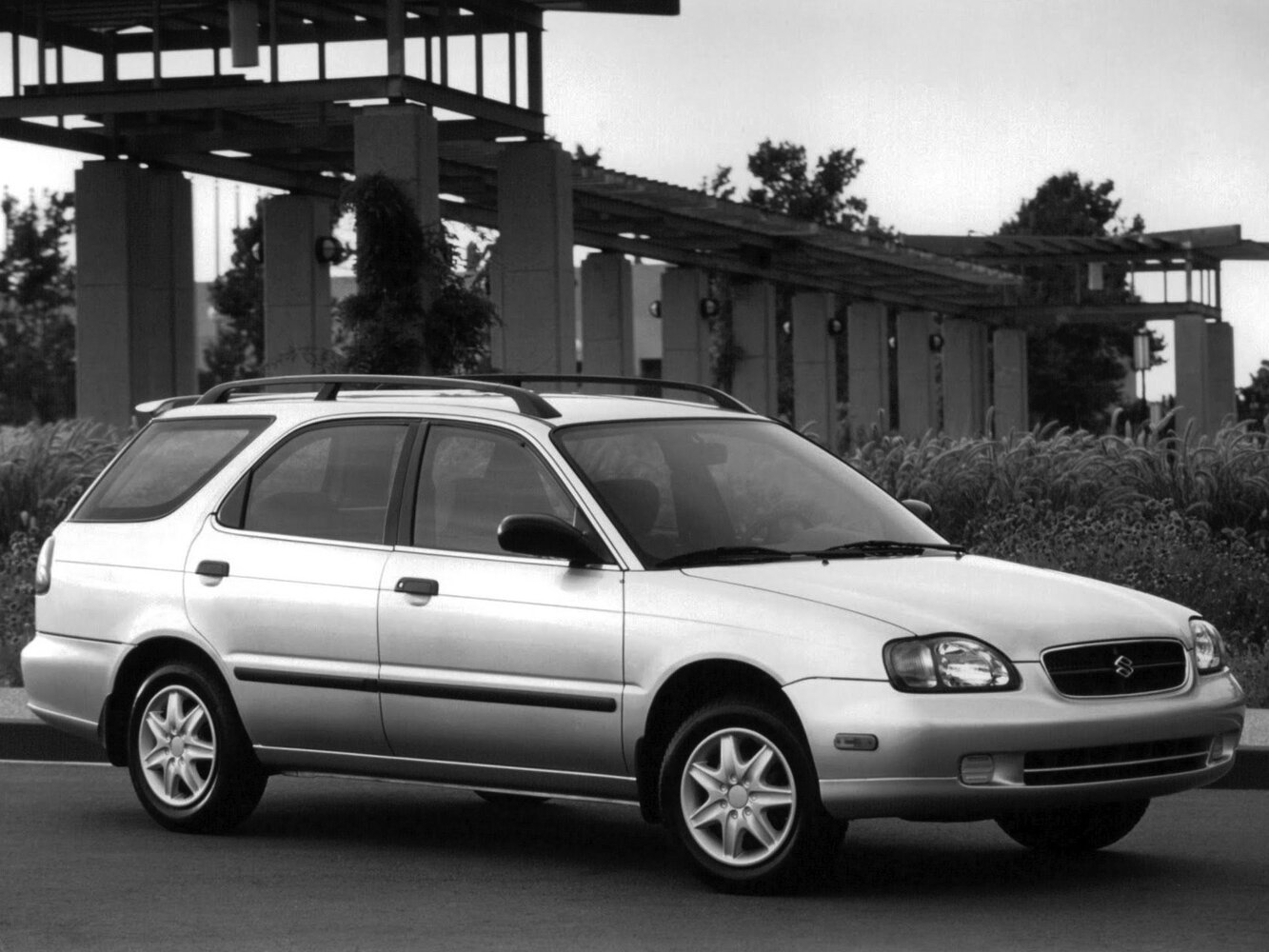 Suzuki Esteem I (1995-2004) - Универсал 5 дв.