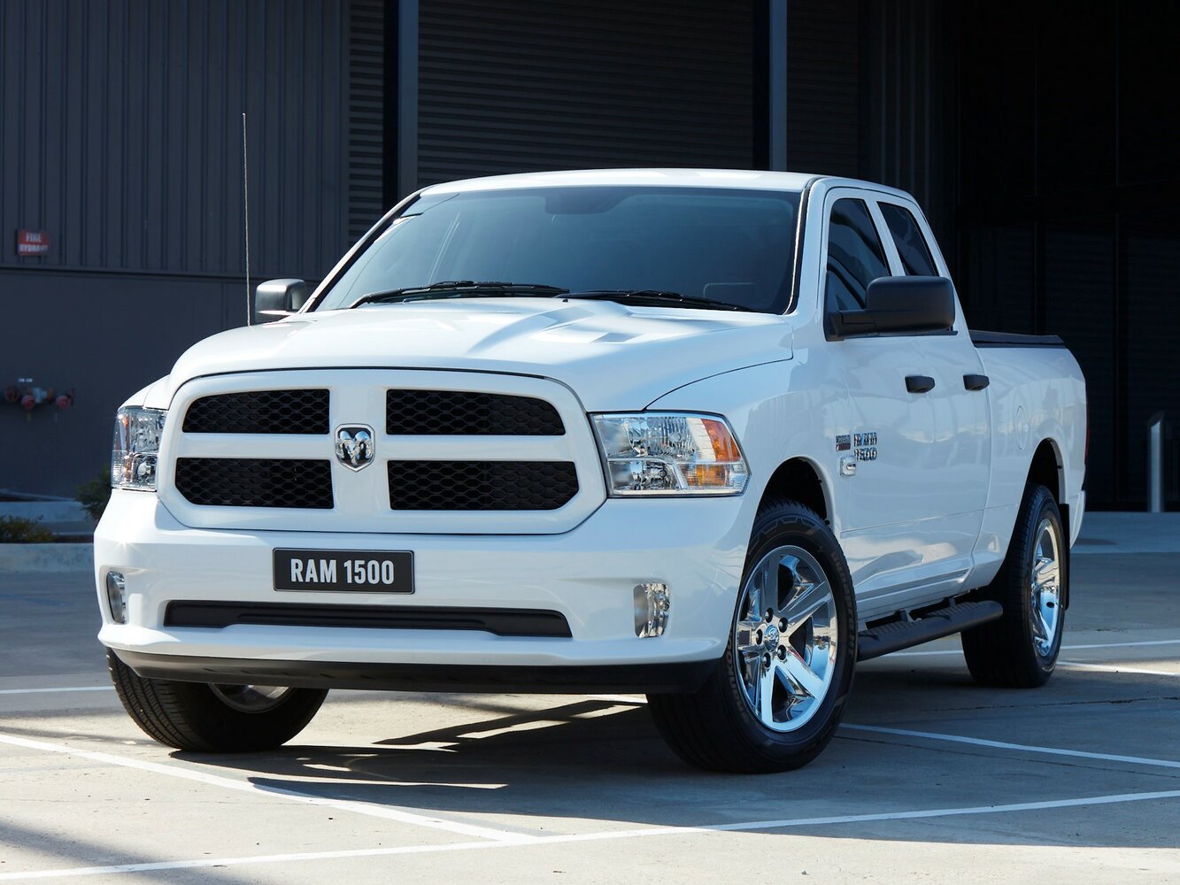 Ram 1500 IV (2011-2024) - Пикап Двойная кабина Quad Cab