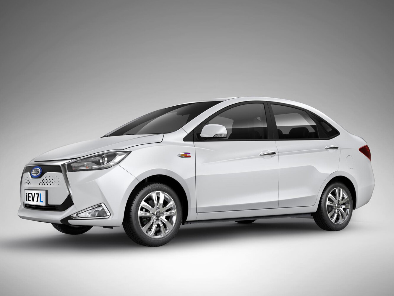 JAC iEV7L I (2017-2026) - Седан