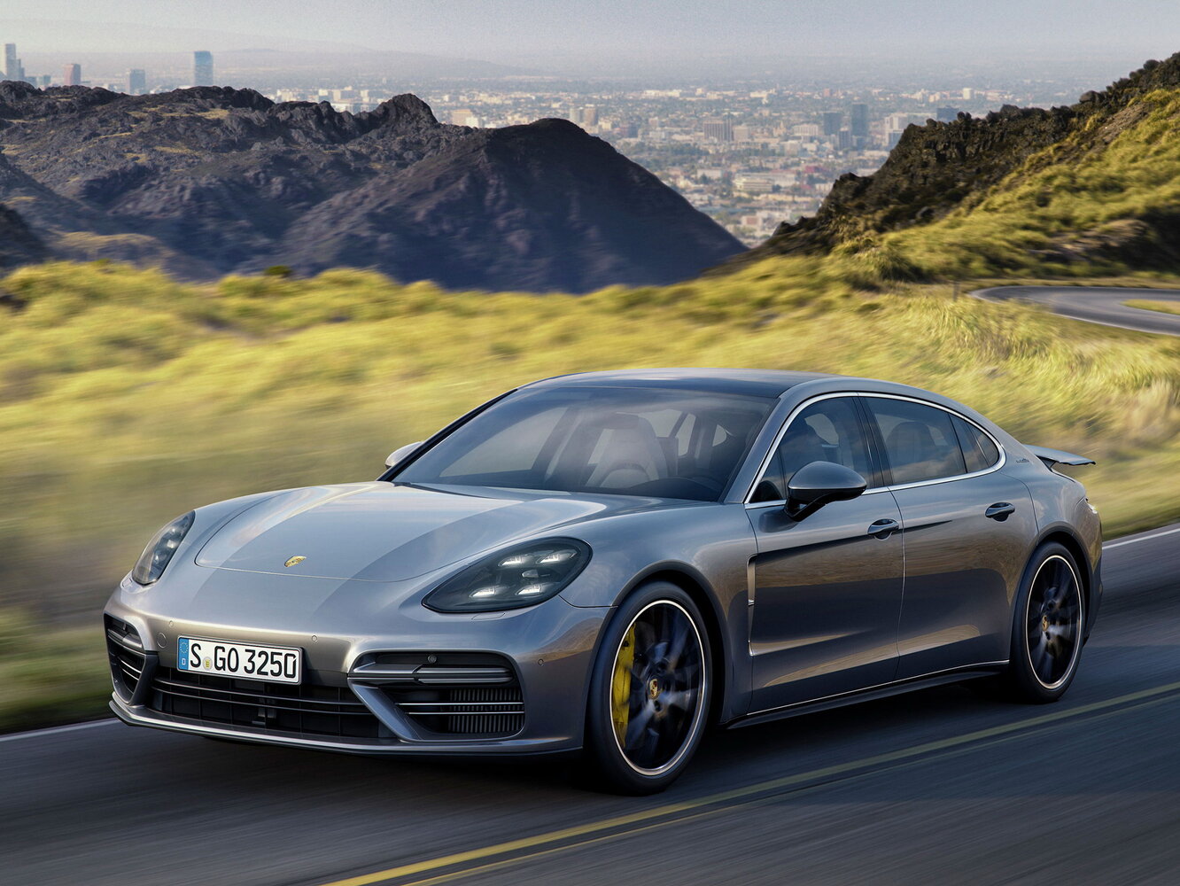 Porsche Panamera II (2016-2024) - Лифтбек Executive
