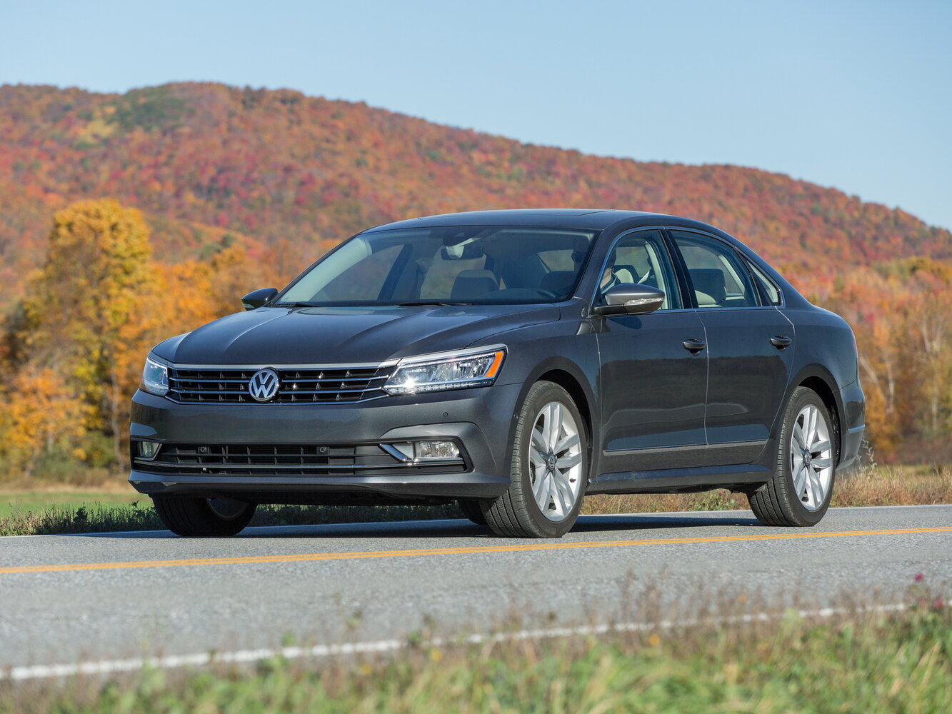 Volkswagen Passat (North America and China) I (2011-2019) - Седан