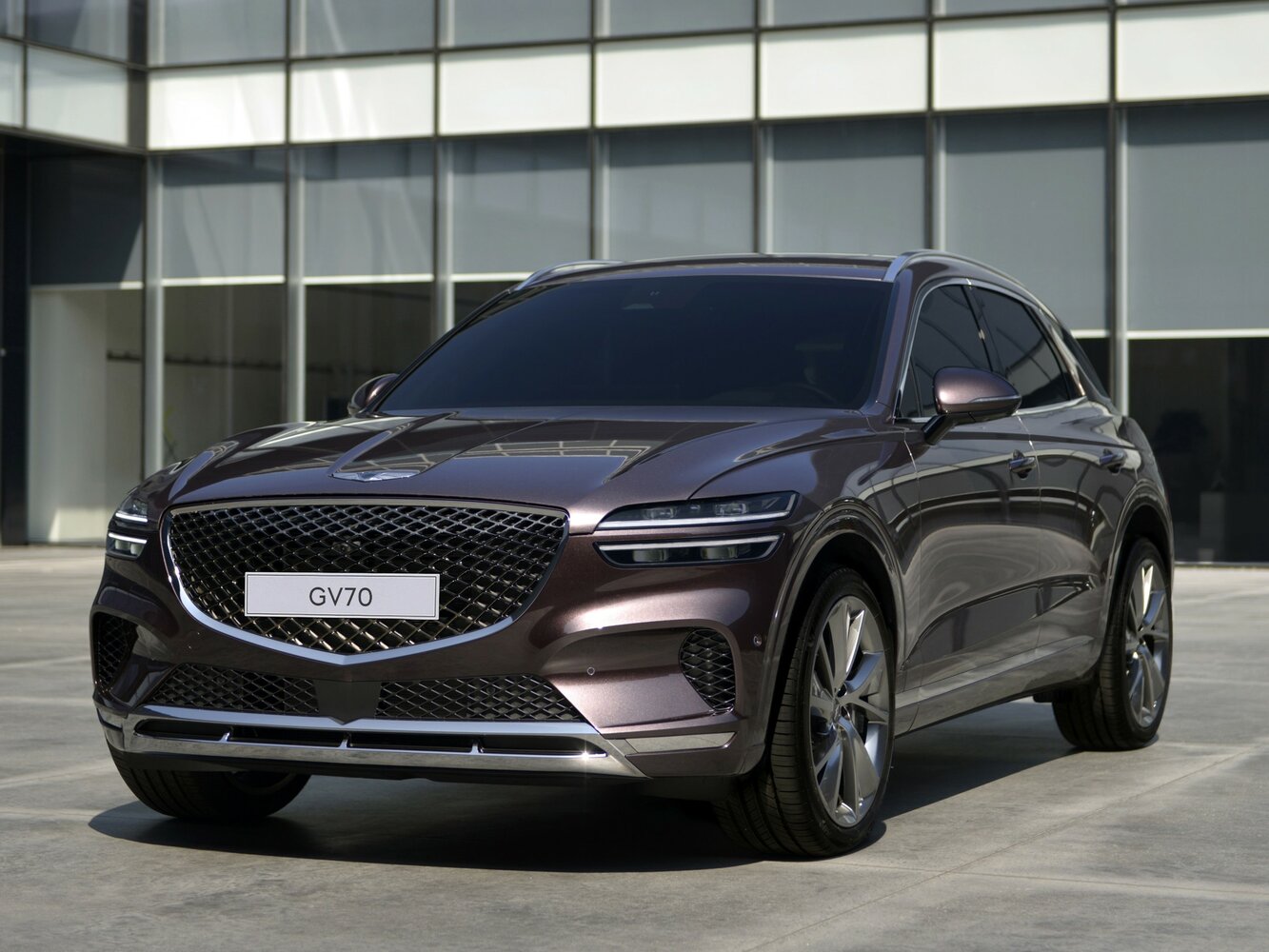 Genesis GV70 I (2020-2026) - Внедорожник 5 дв.