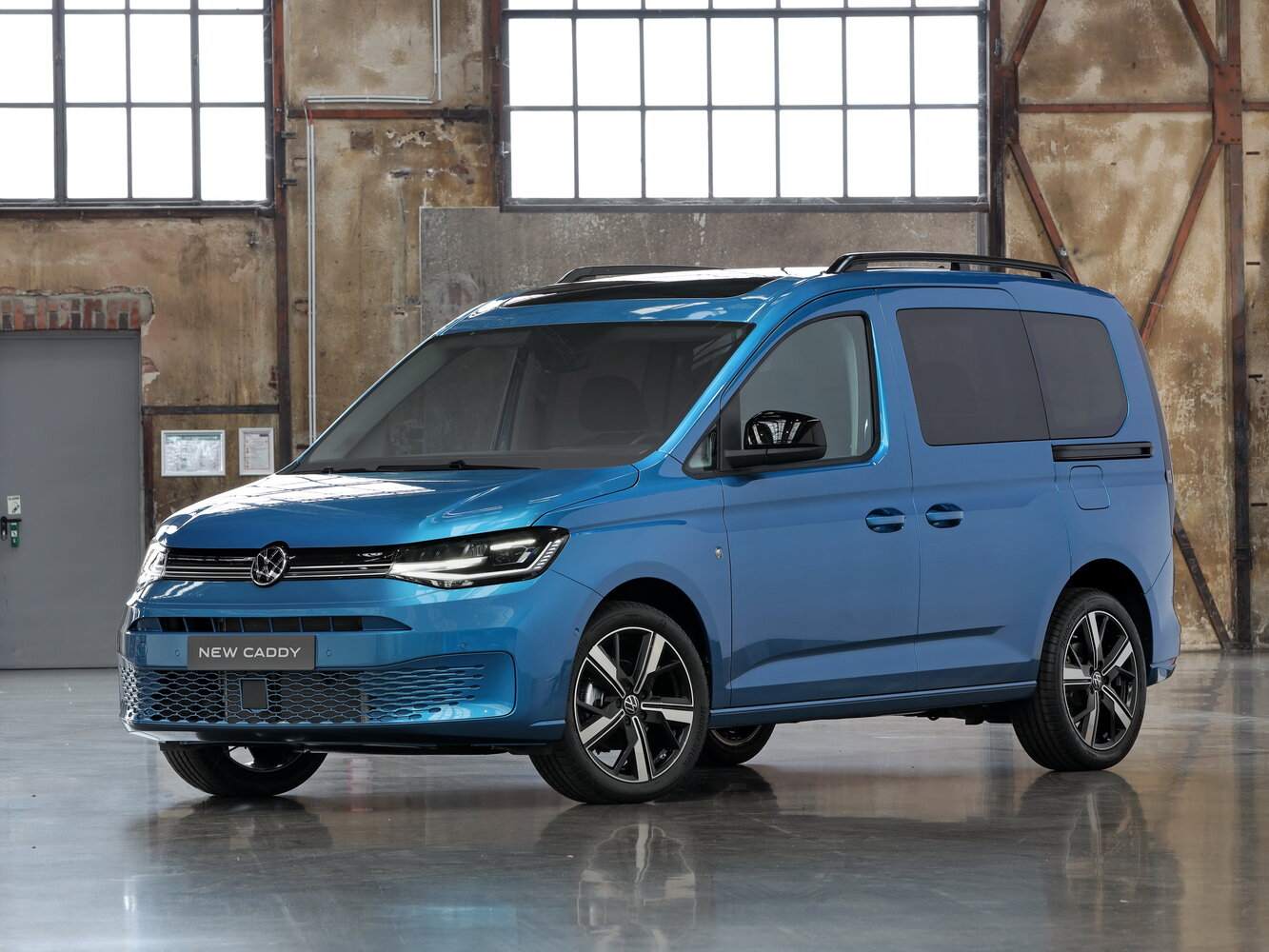Volkswagen Caddy V (2020-2026) - Компактвэн