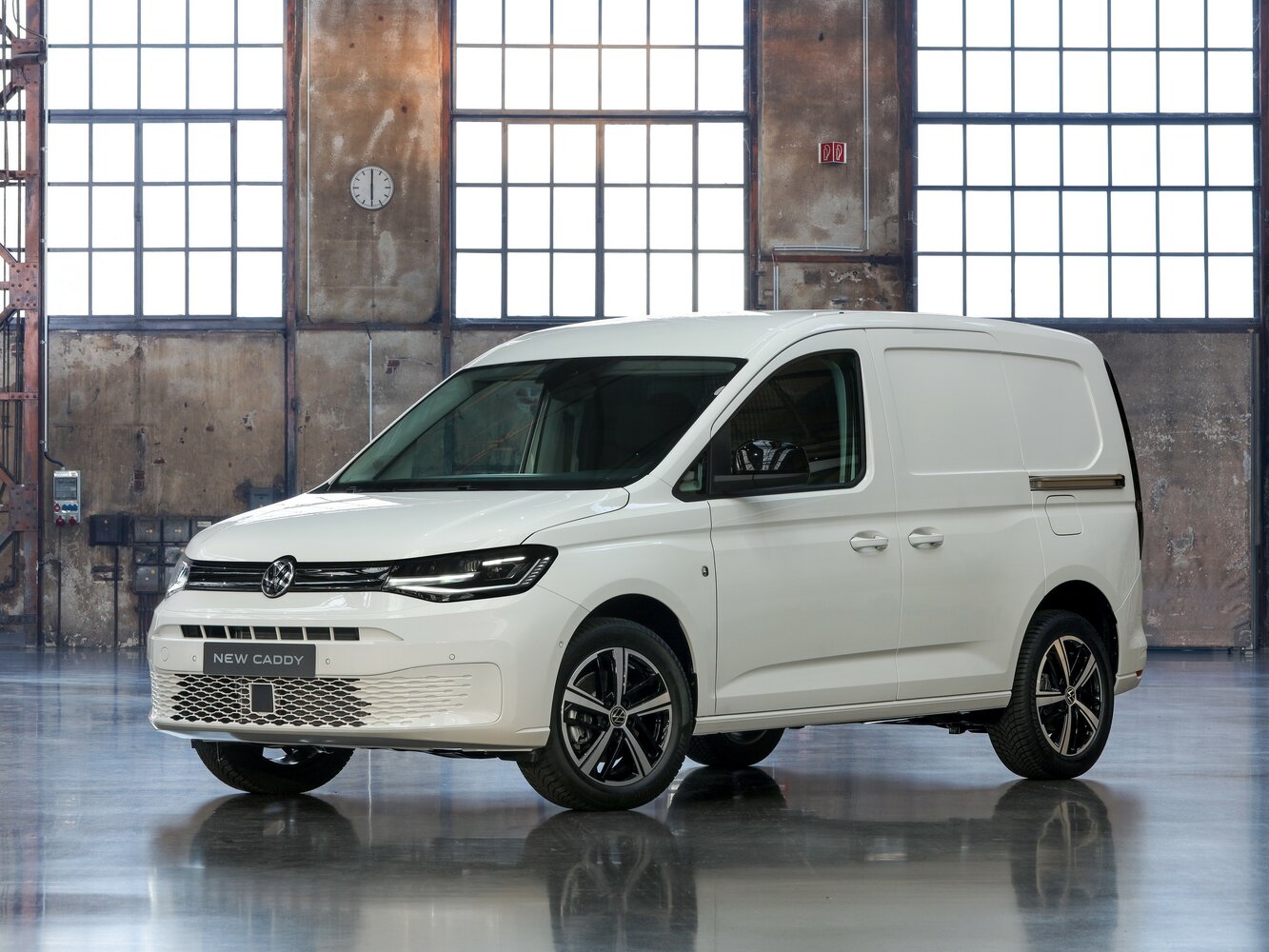 Volkswagen Caddy V (2020-2026) - Фургон