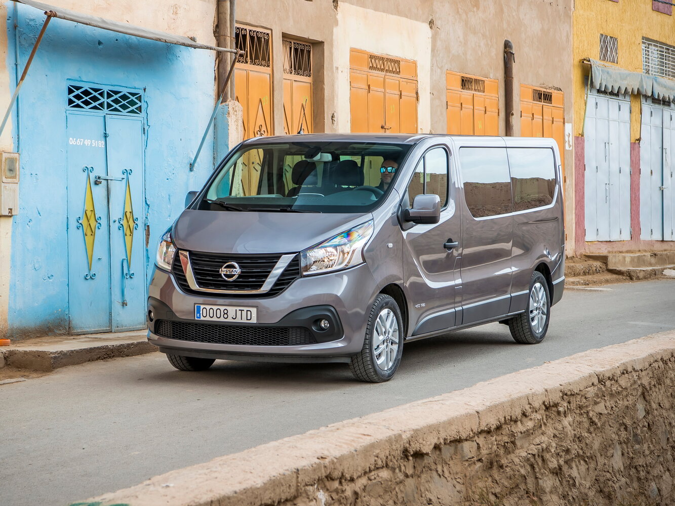 Nissan NV300 I (2016-2021) - Минивэн