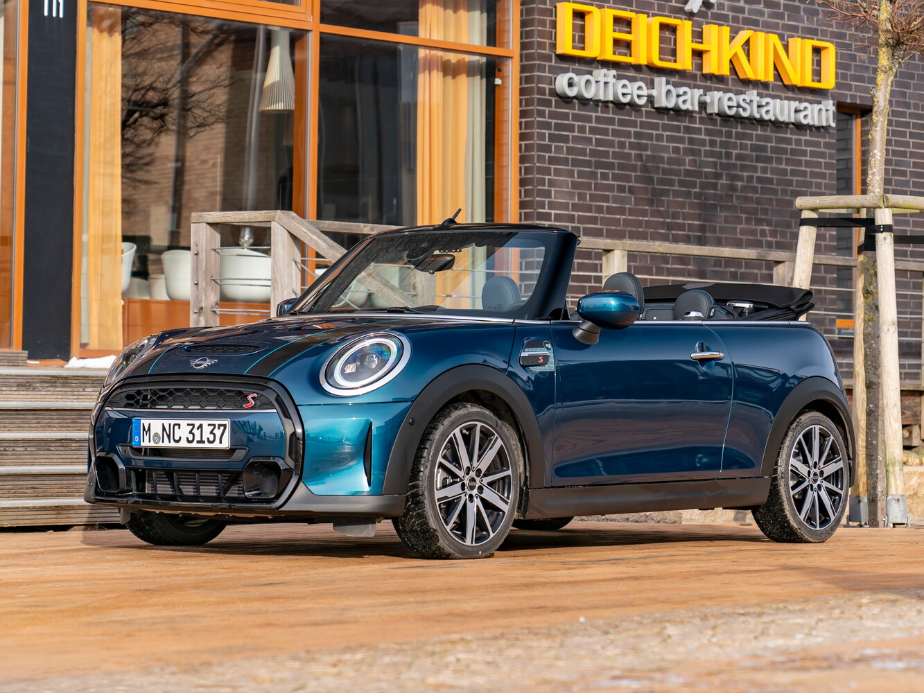 Mini Cabrio III (2015-2024) - Кабриолет