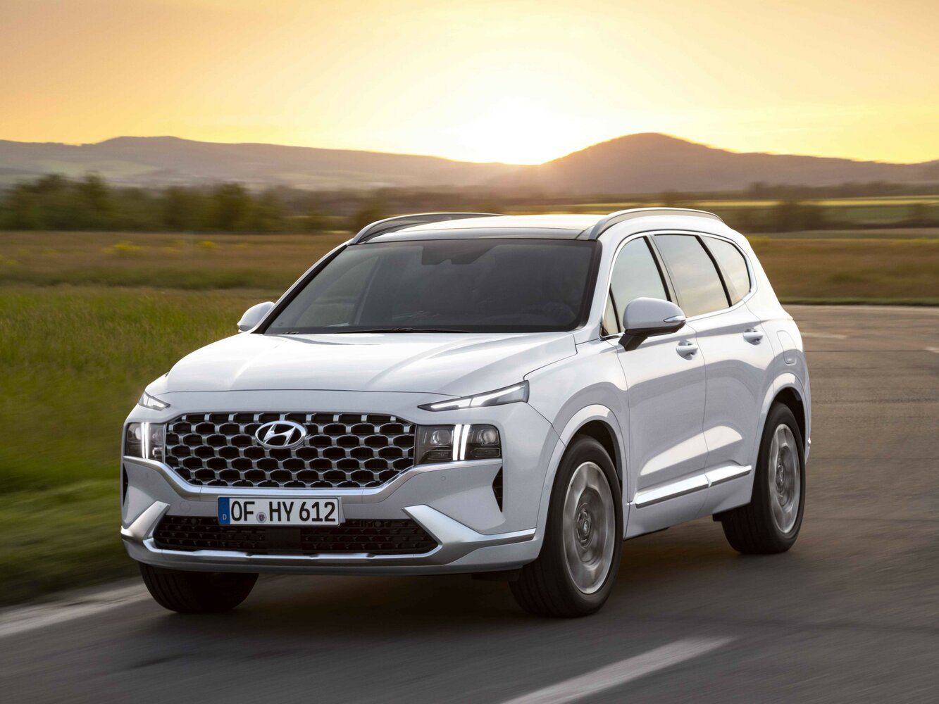 Hyundai Santa Fe IV (2018-2024) - Внедорожник 5 дв.