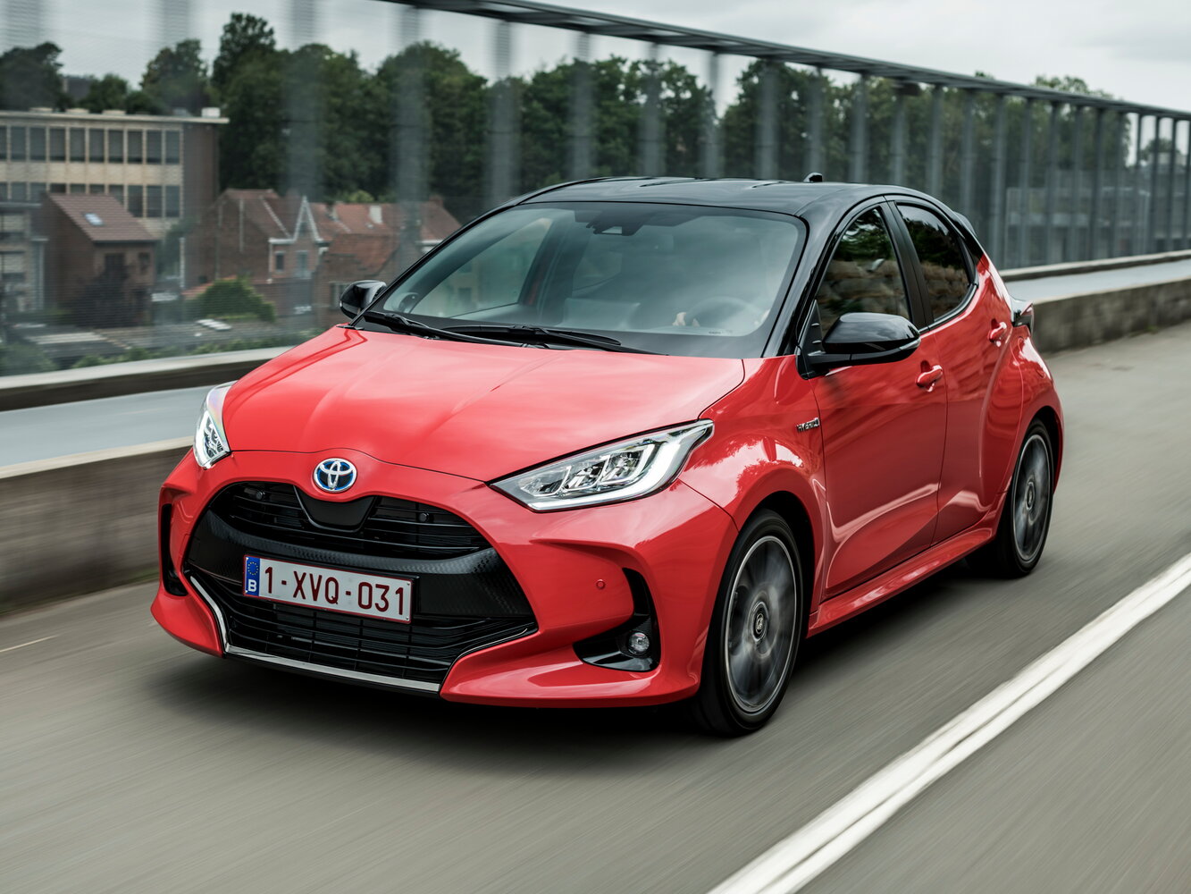 Toyota Yaris IV (2020-2026) - Хэтчбек 5 дв.