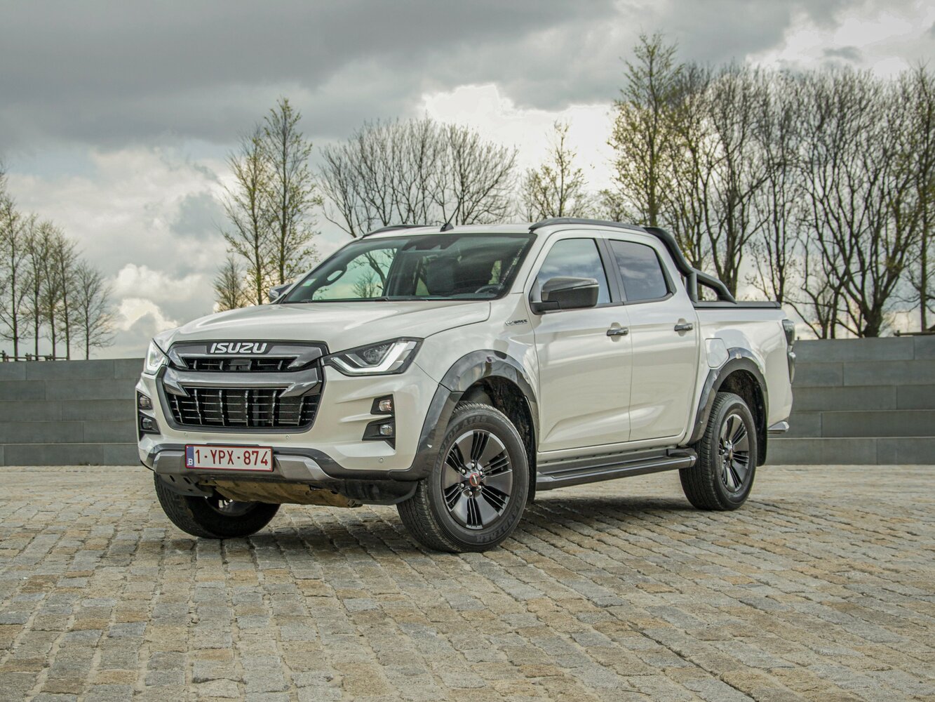 Isuzu D-Max III (2019-2026) - Пикап Двойная кабина