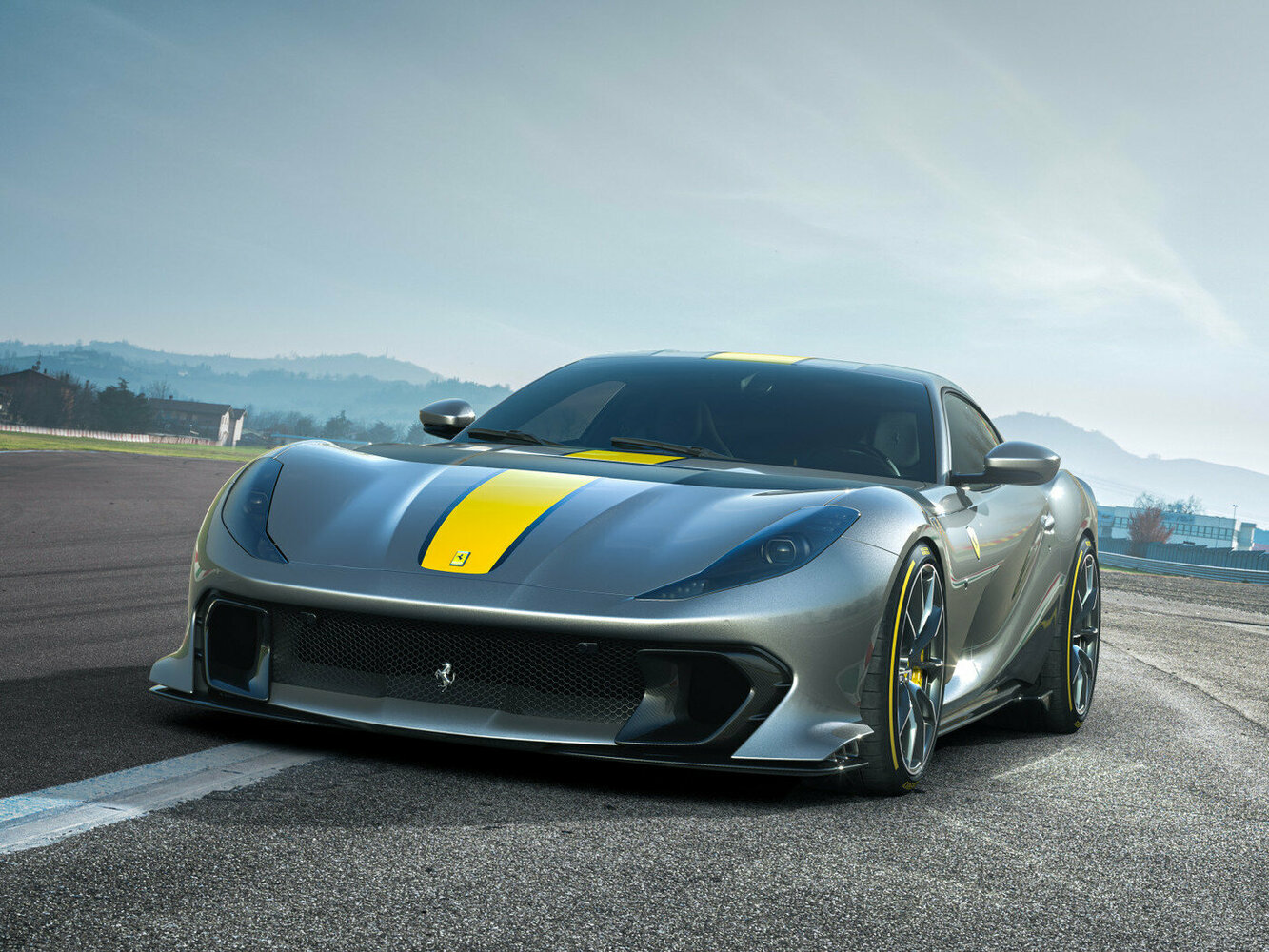 Ferrari 812 I (2017-2024) - Купе Competizione