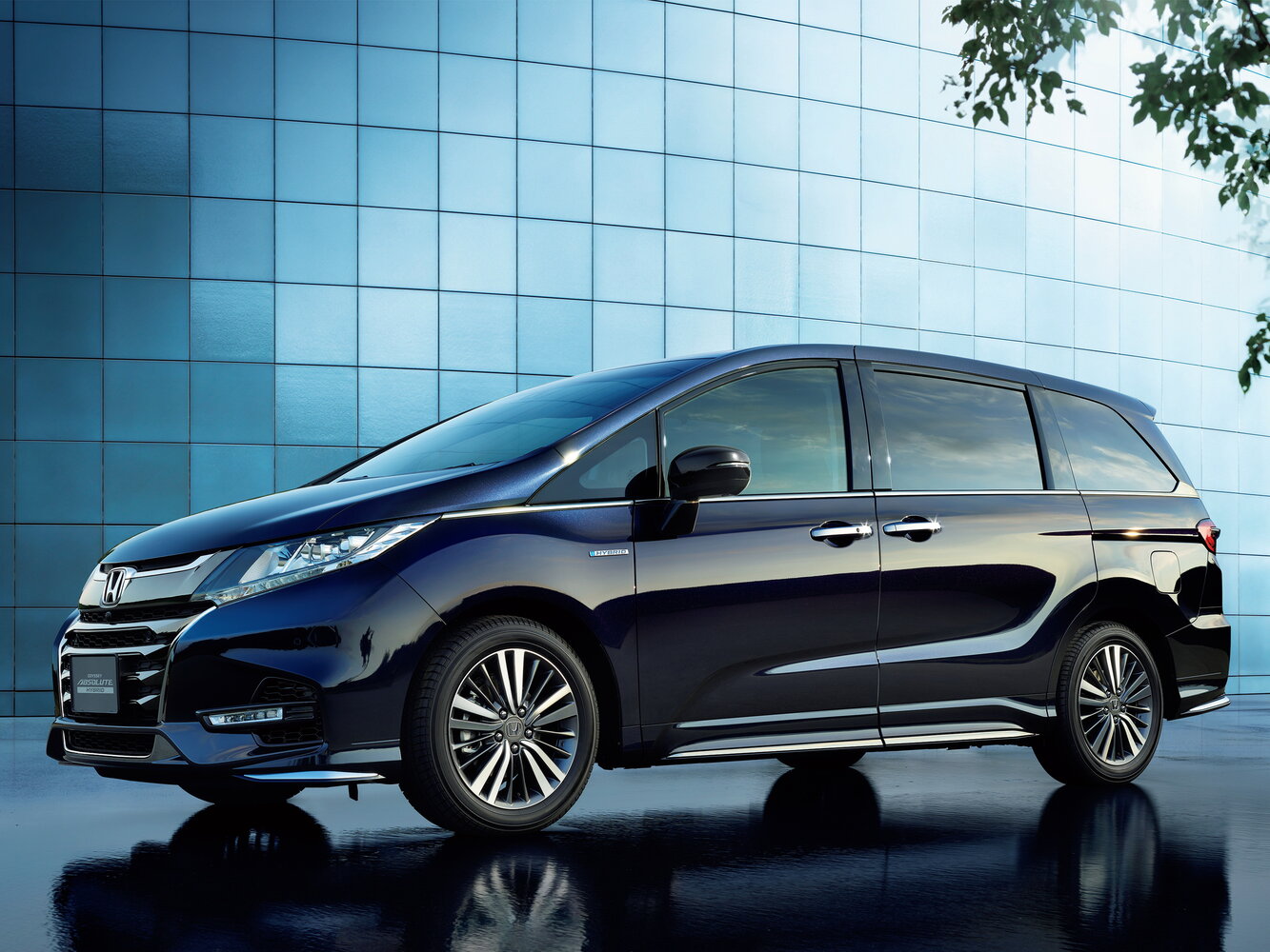 Honda Odyssey V (2013-2026) - Минивэн