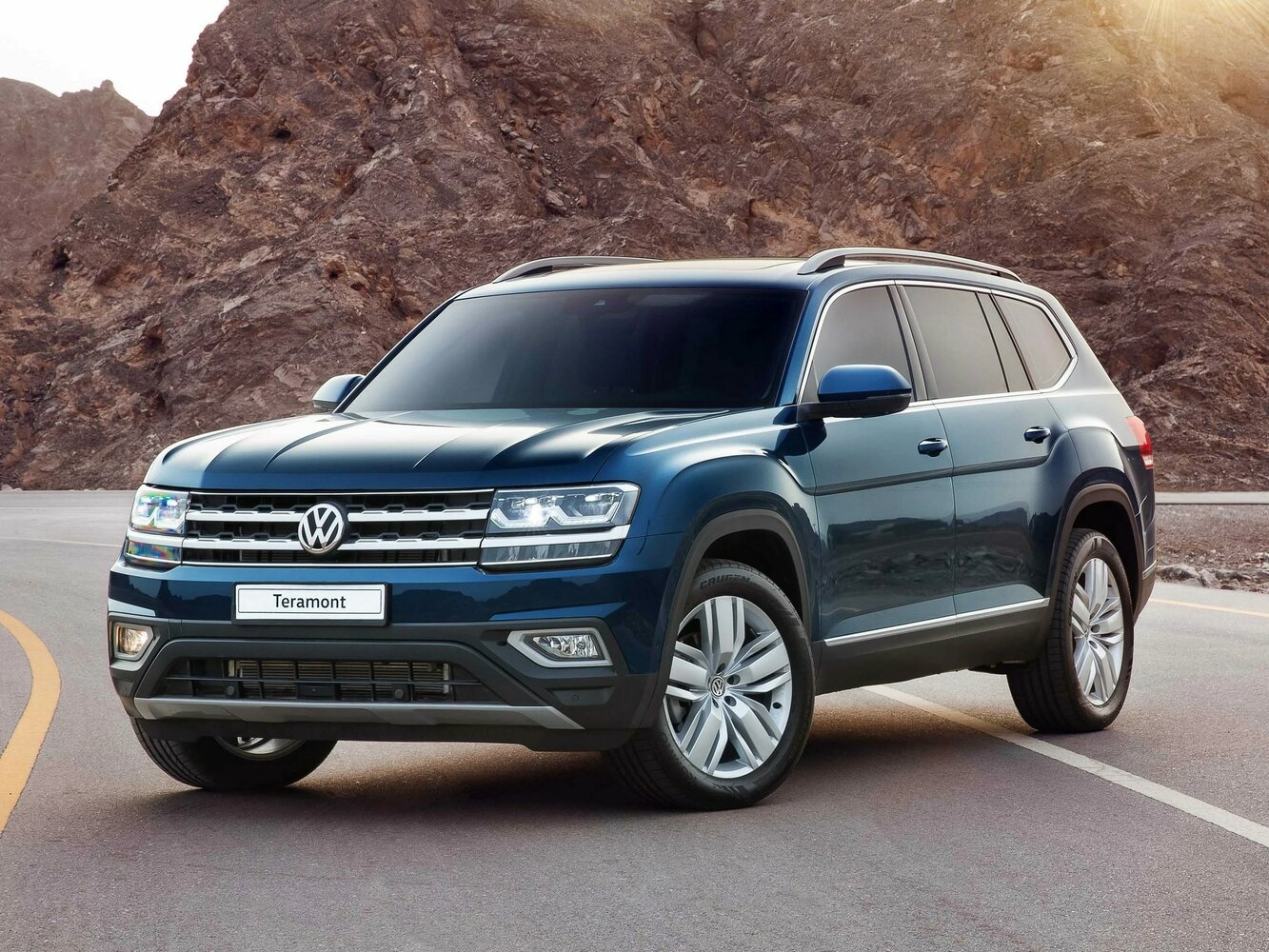 Volkswagen Teramont I (2017-2026) - Внедорожник 5 дв.