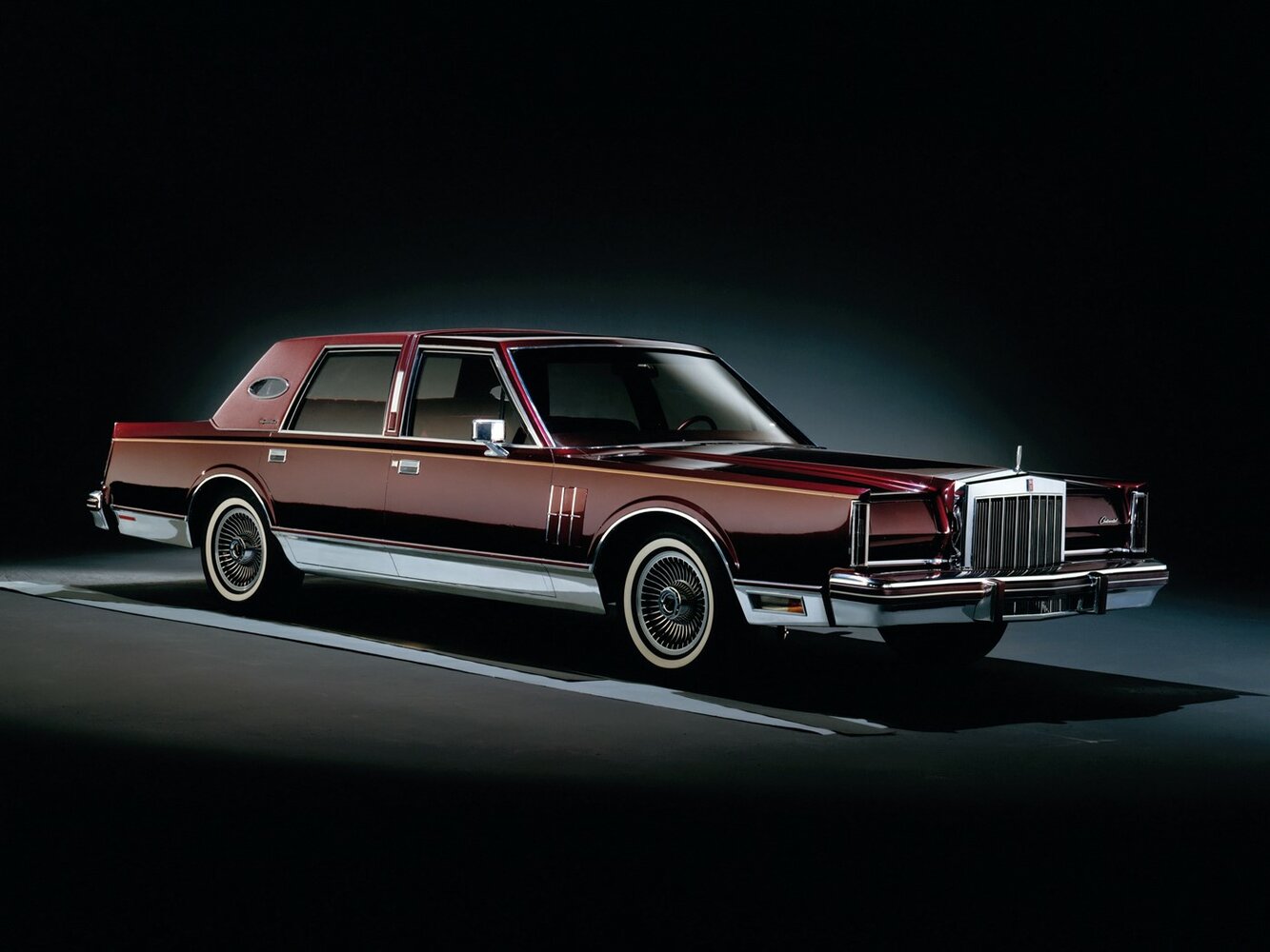 Lincoln Continental VI (1980-1983) - Седан