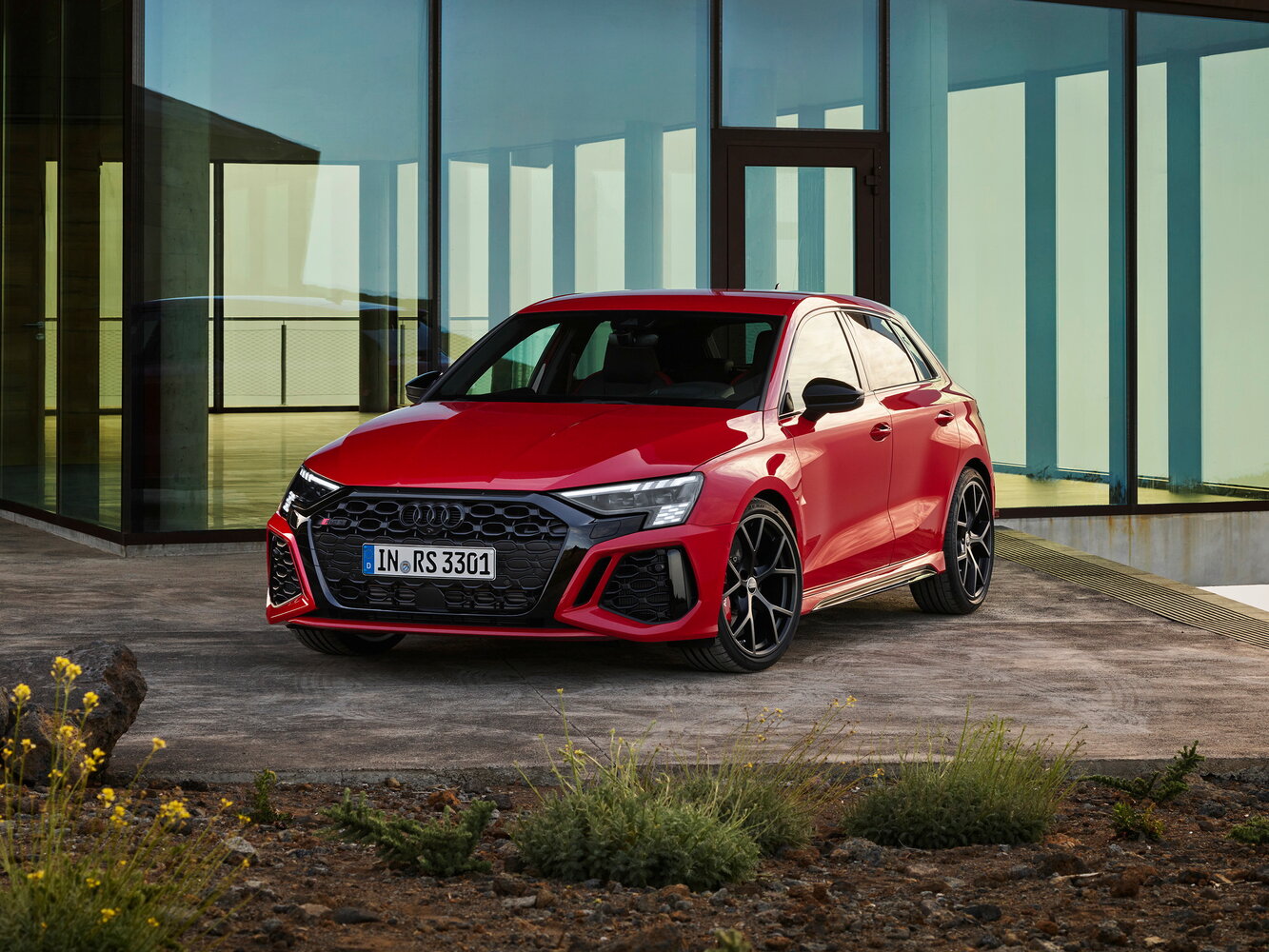 Audi RS 3 III (2021-2026) - Хэтчбек 5 дв. Sportback