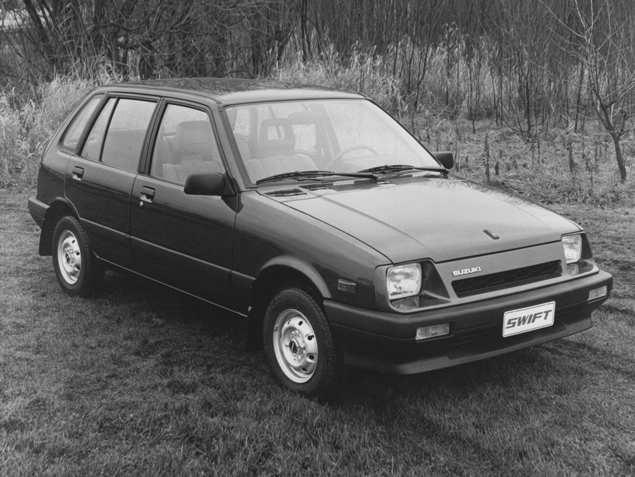 Suzuki Swift I (1983-2004) - Хэтчбек 5 дв.