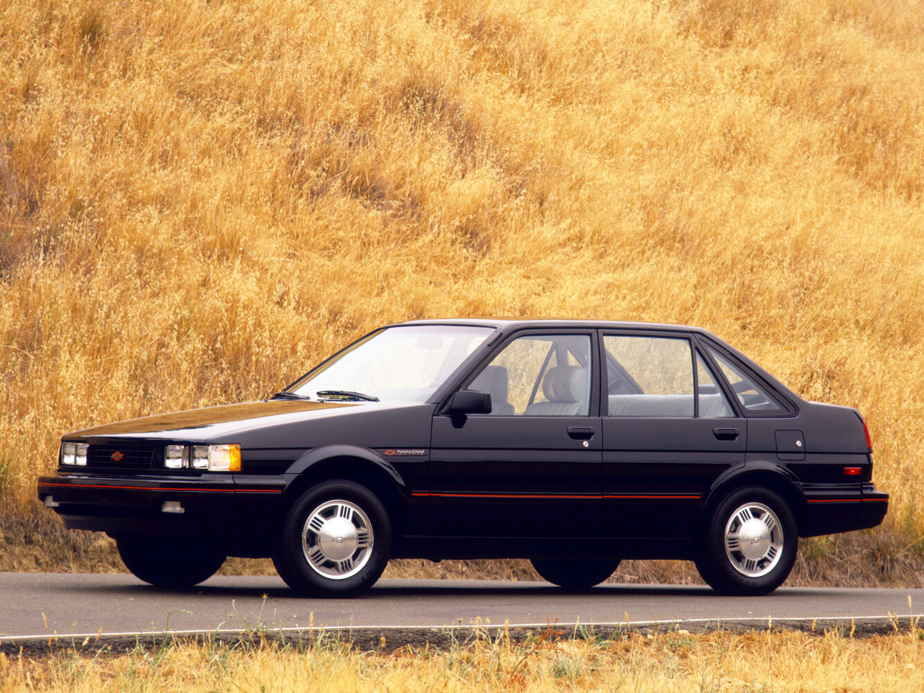 Chevrolet Nova VI (1985-1988) - Седан