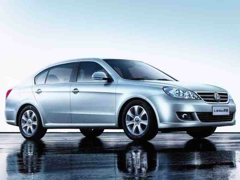 Volkswagen Lavida I (2008-2015) - Седан
