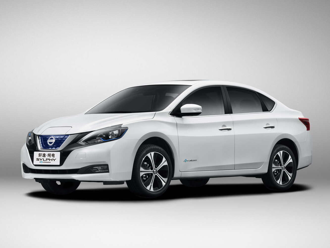 Nissan Sylphy Zero (2018-2022) - Седан