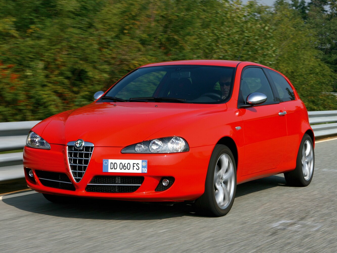 Alfa Romeo 147 I (2000-2010) - Хэтчбек 3 дв.