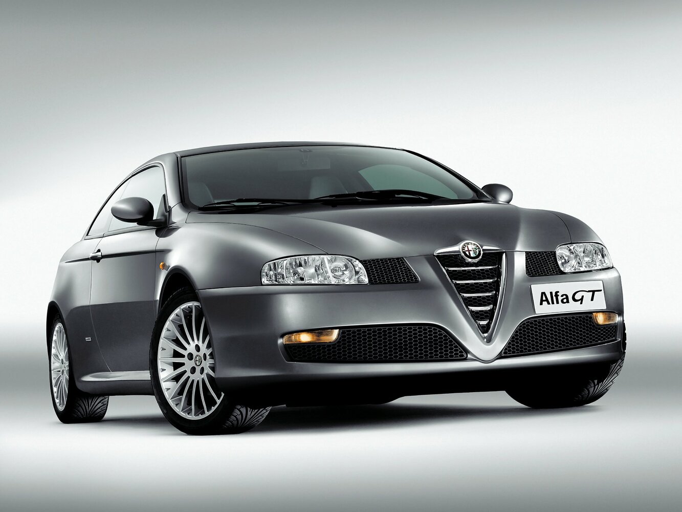 Alfa Romeo GT I (2003-2010) - Купе
