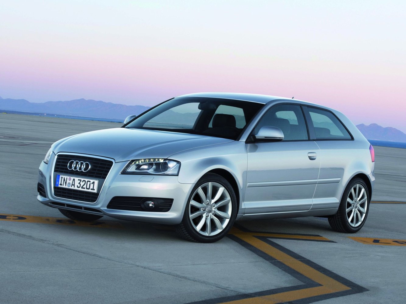 Audi A3 II (2003-2013) - Хэтчбек 3 дв.