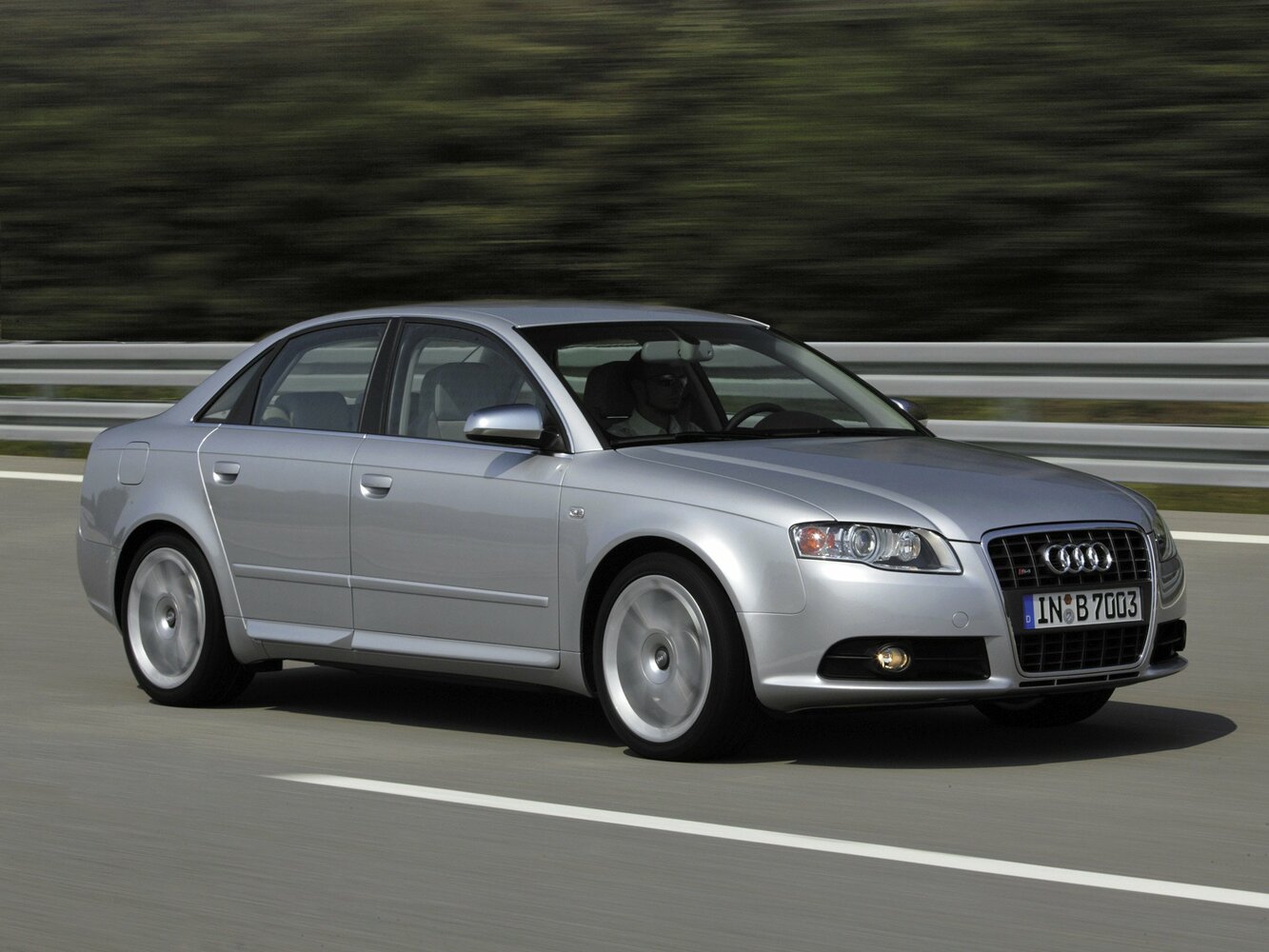 Audi S4 III (2004-2008) - Седан